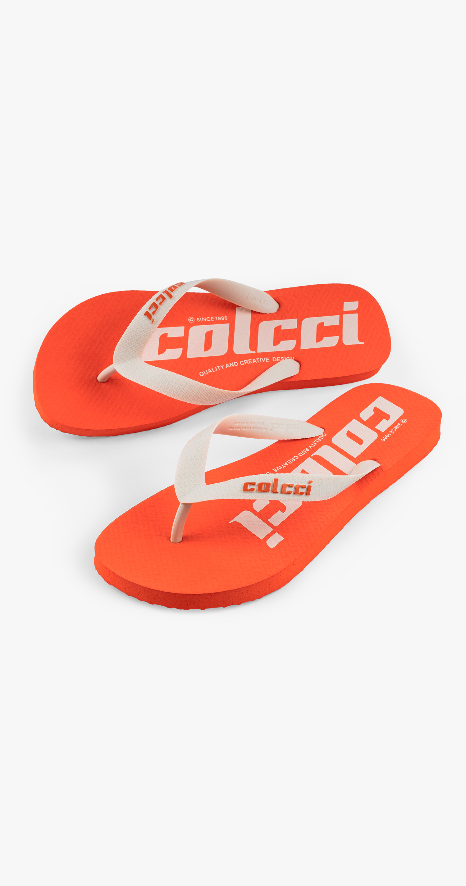 CHINELO UNISSEX COLCCI INSTITUCIONAL 37-38 PRETO