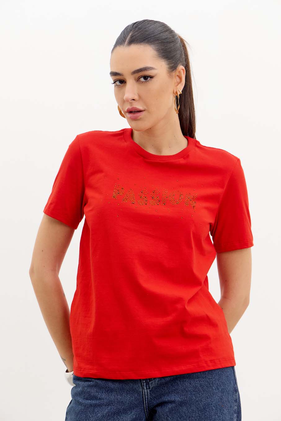 CAMISETA COM APLICAÇÃO G OFF SHELL