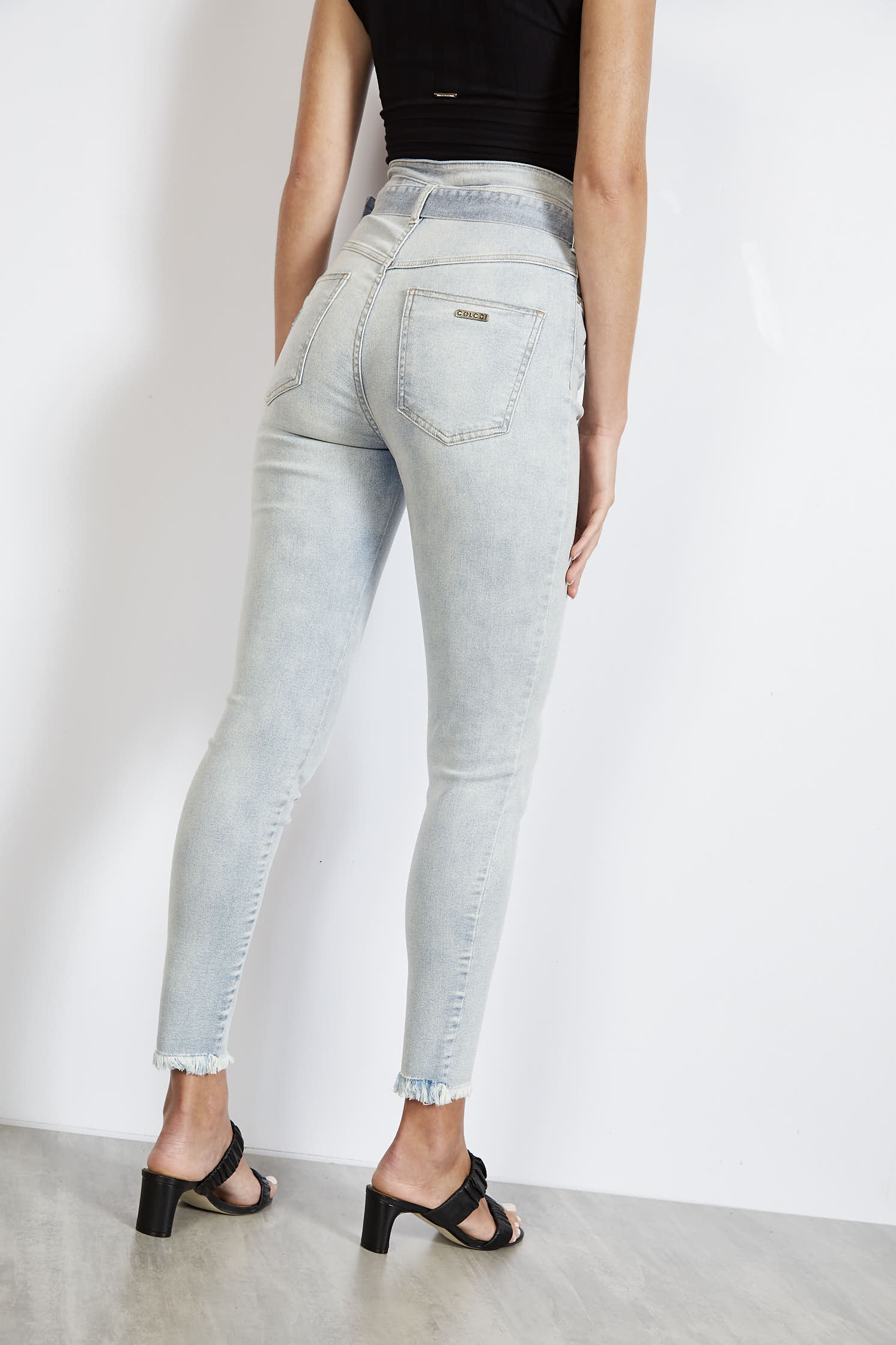 CALÇA JEANS CAMILA STRETCH COM CINTO 44 INDIGO