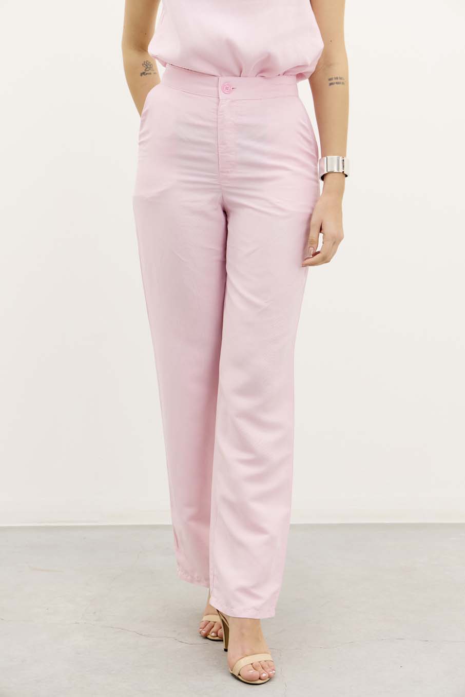 CALÇA LINHO 38 MARROM NOBUCK
