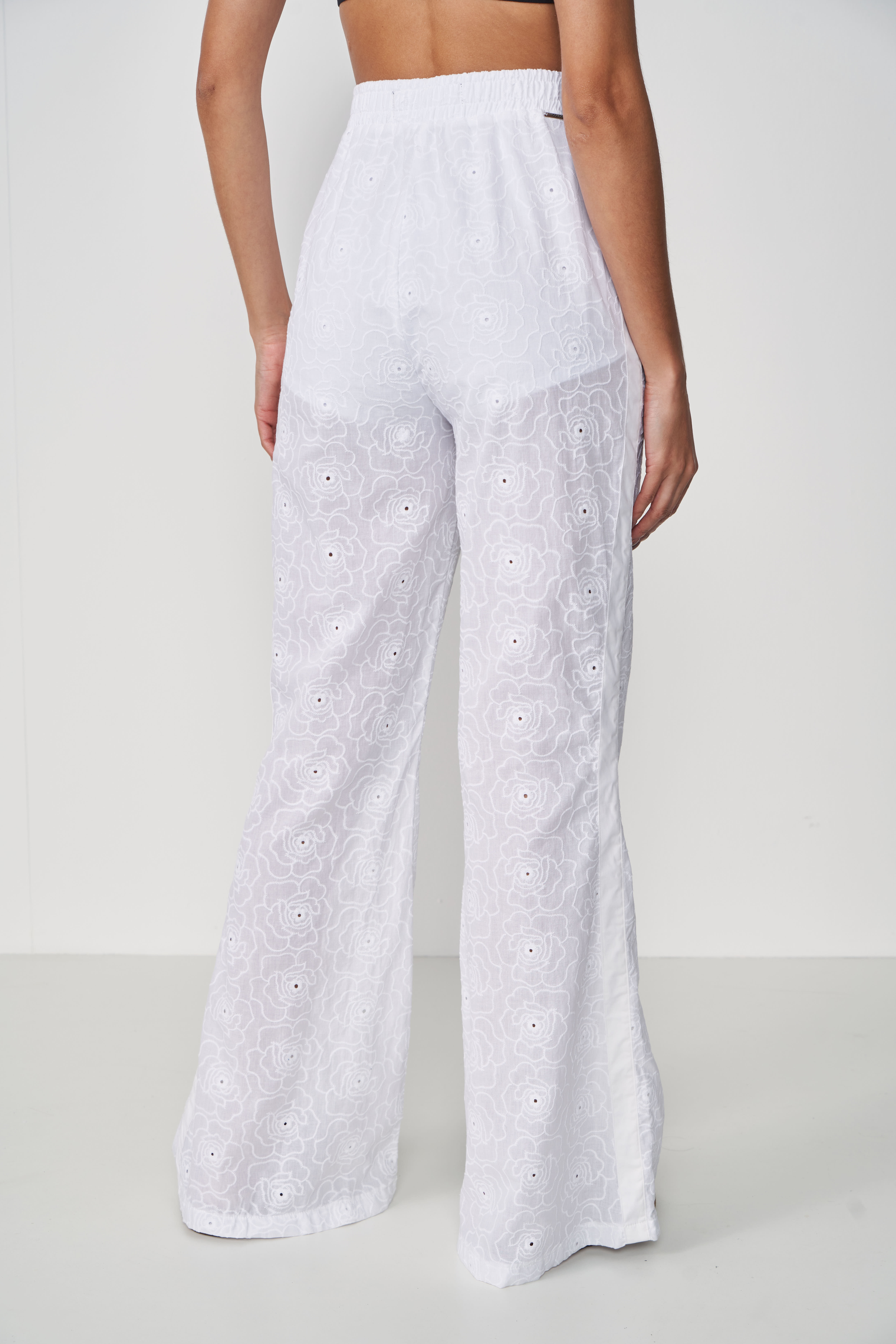 CALÇA LAISE 38 BRANCO