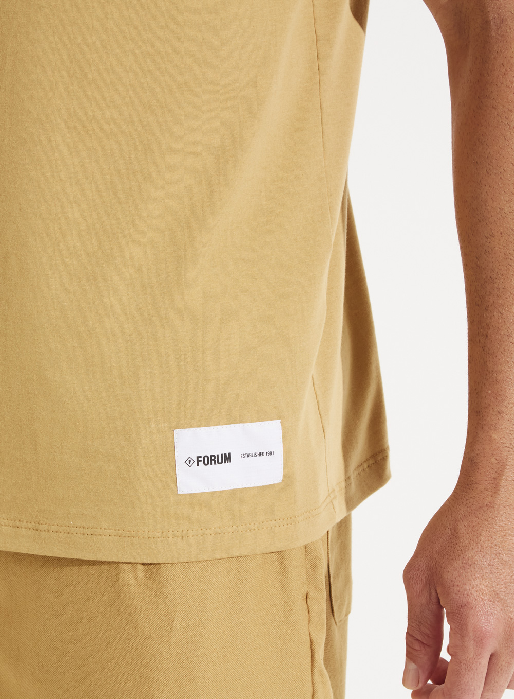 CAMISETA FORUM M BEGE SOYBEAN