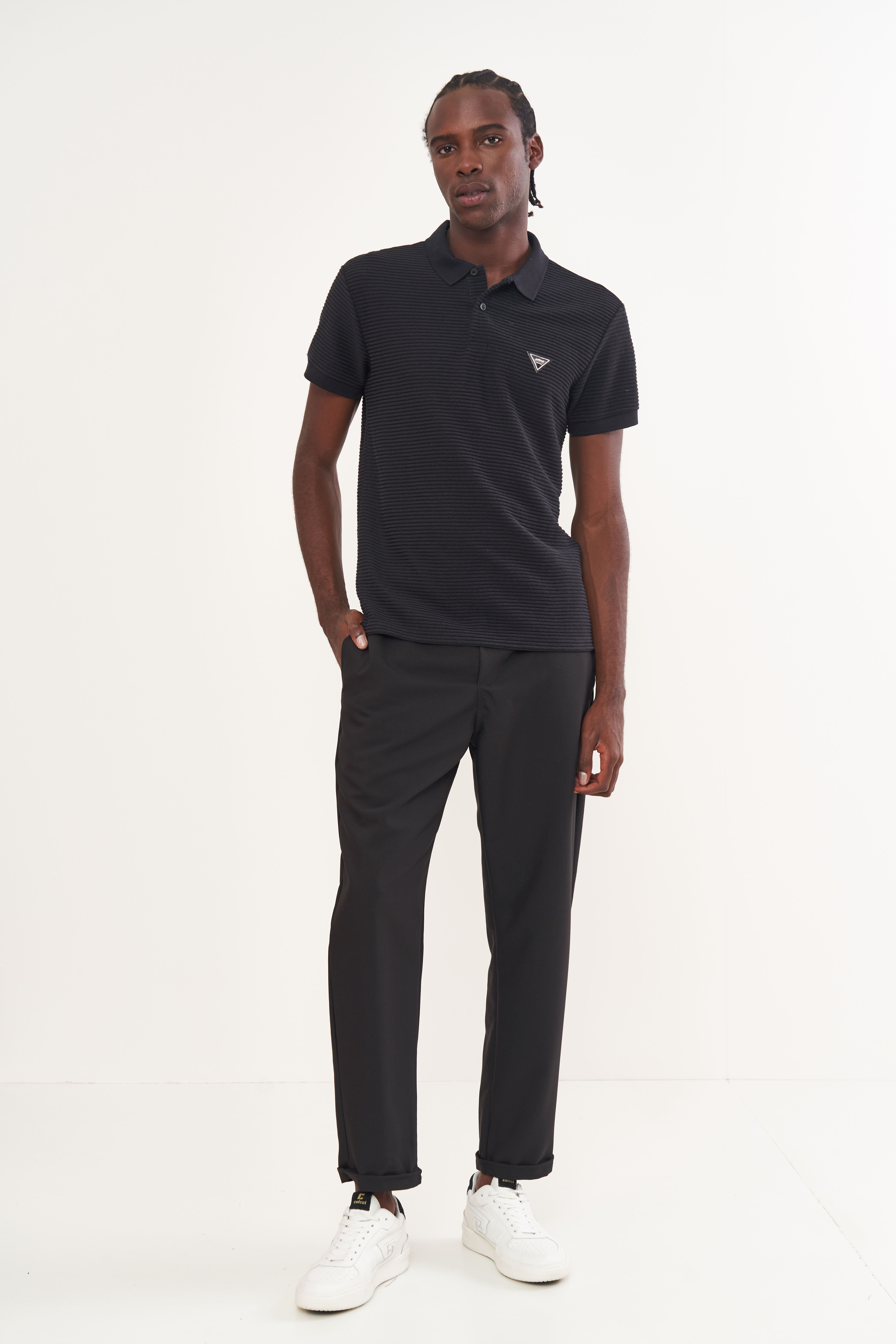 CAMISETA COM APLICAÇÃO XGG PRETO