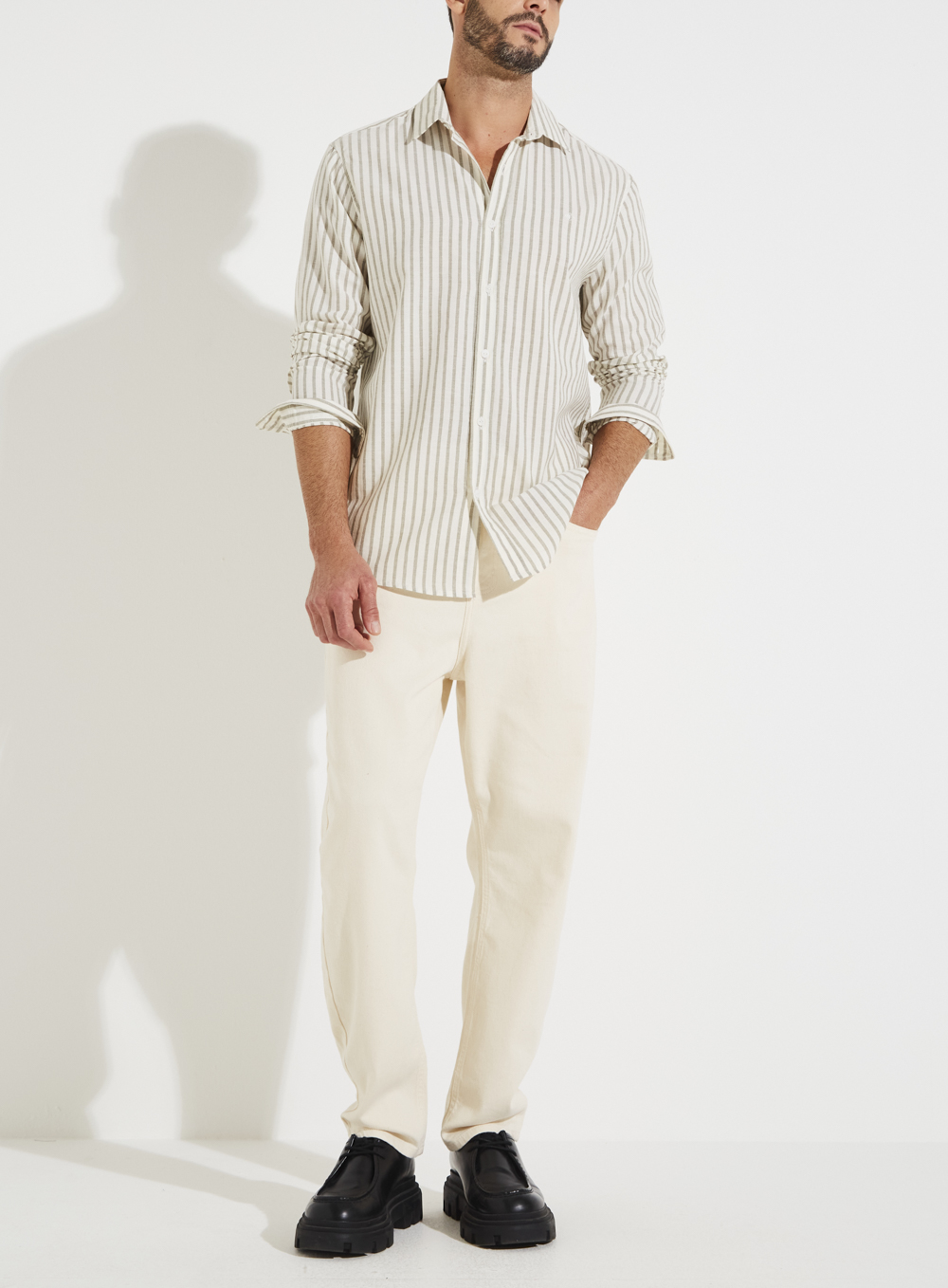 CAMISA LINHO LISTRADA RELAX GG LISTRADO OFF/VD