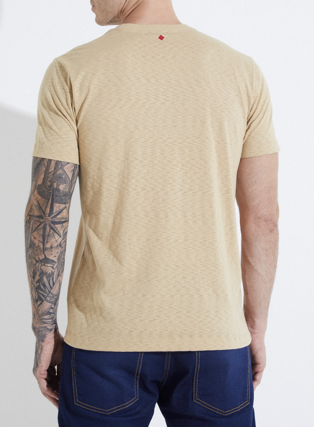 CAMISETA FORUM M BEGE INCENSE
