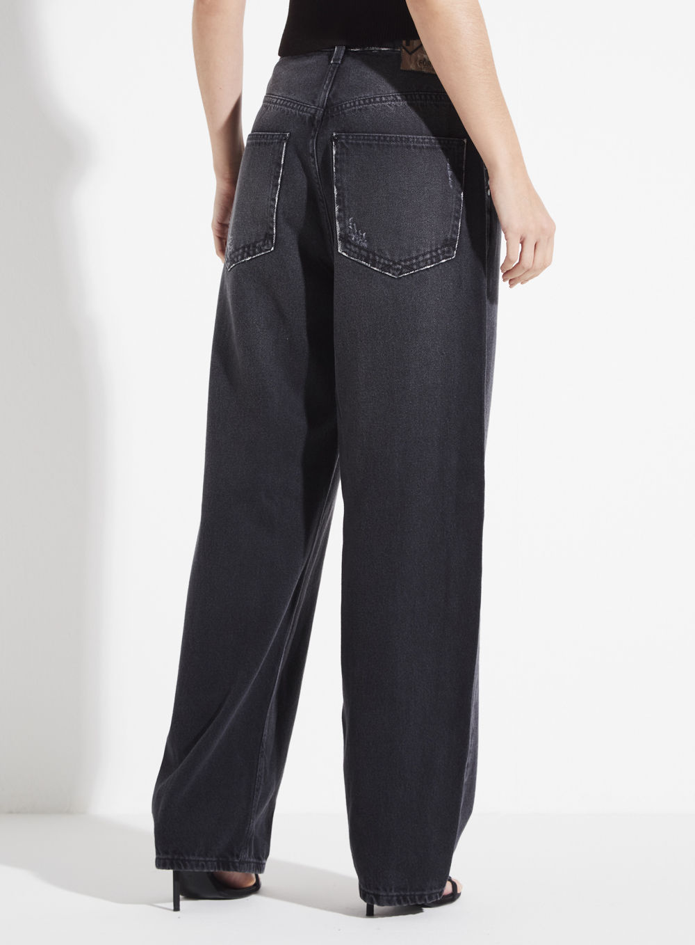 CALÇA JEANS OVERSIZED 42 IND.PRETO