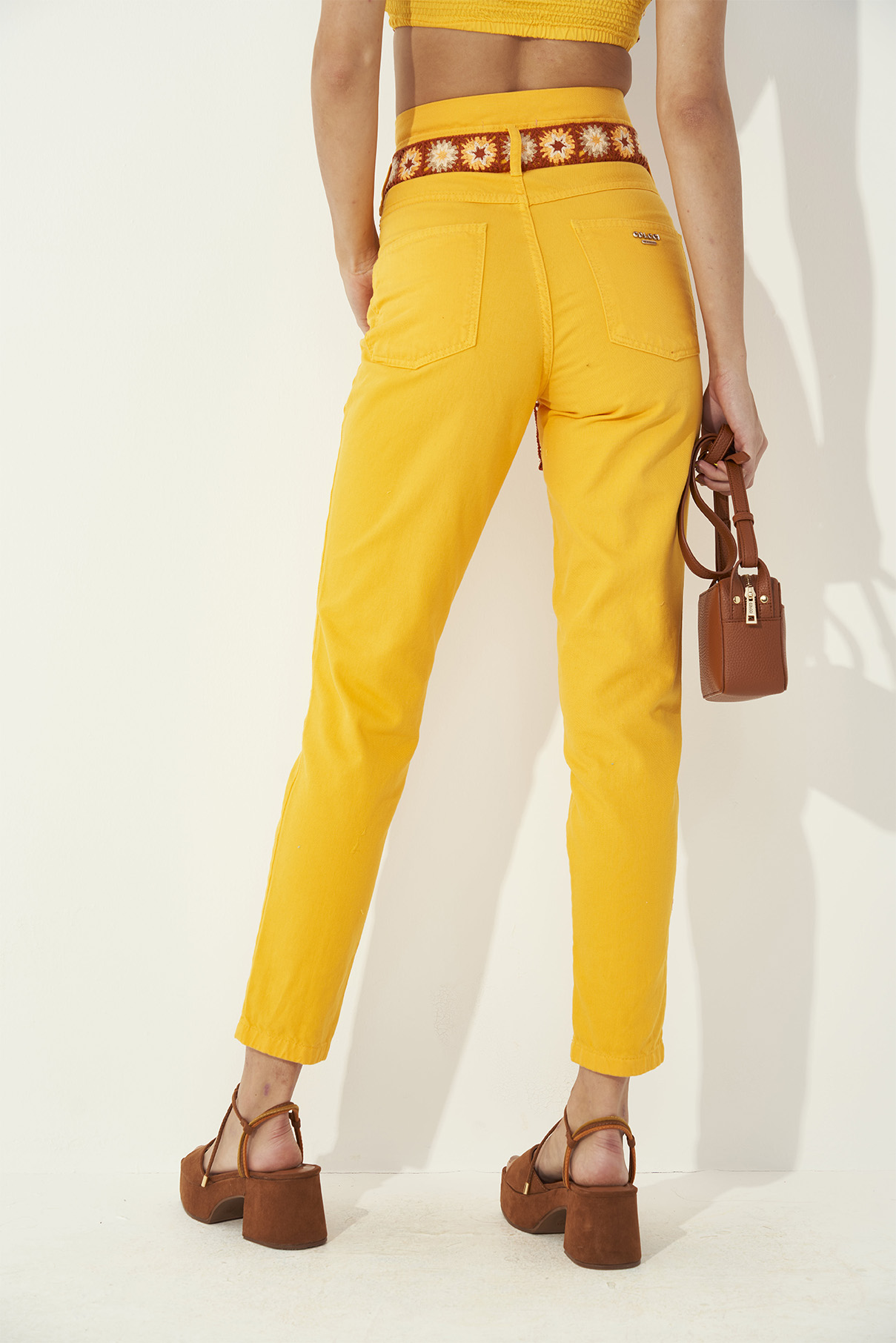 CALÇA SARJA BRUNA 36 AMARELO SOLARIO