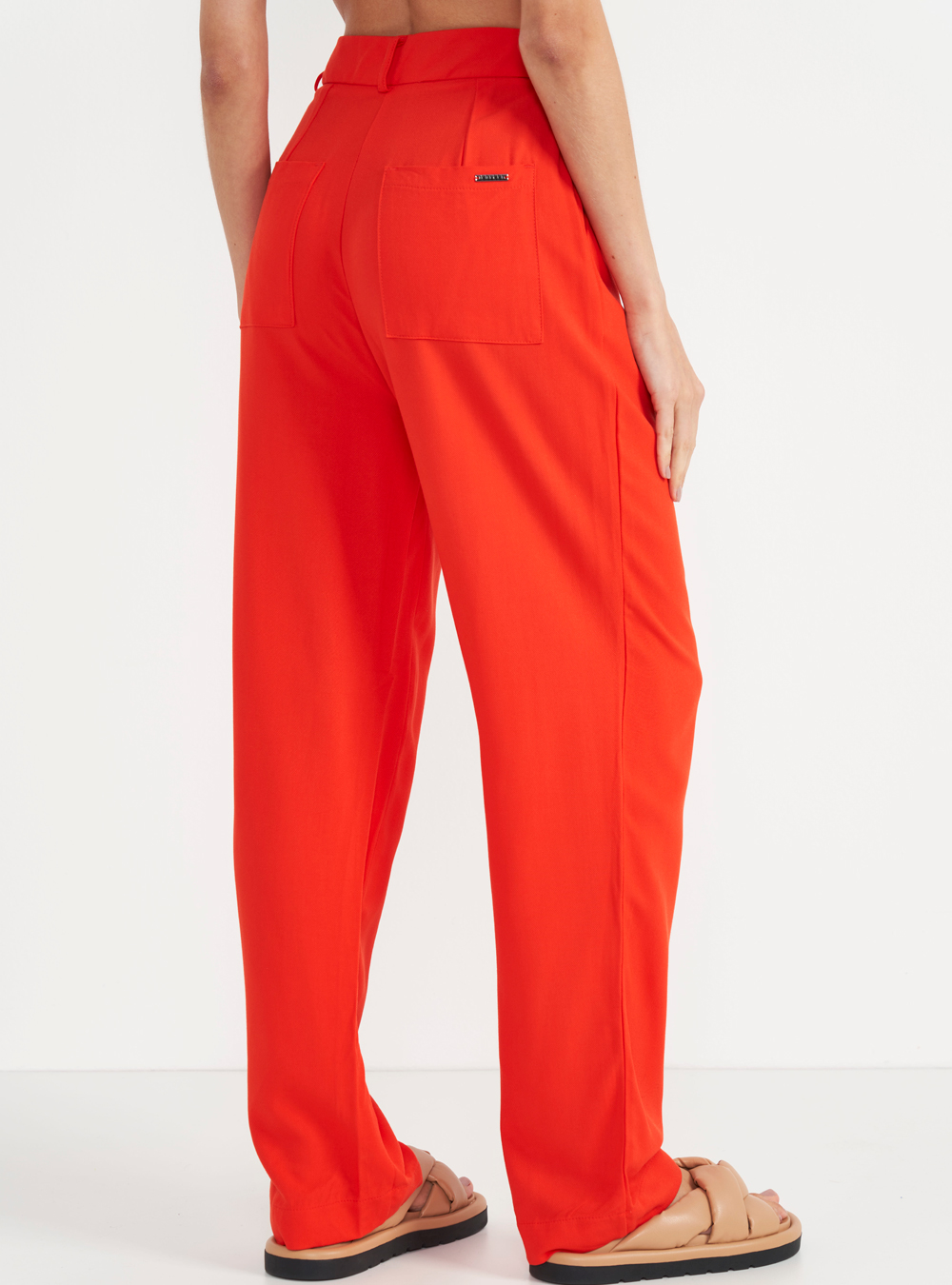 CALÇA COLCCI 42 VERMELHO NIVES