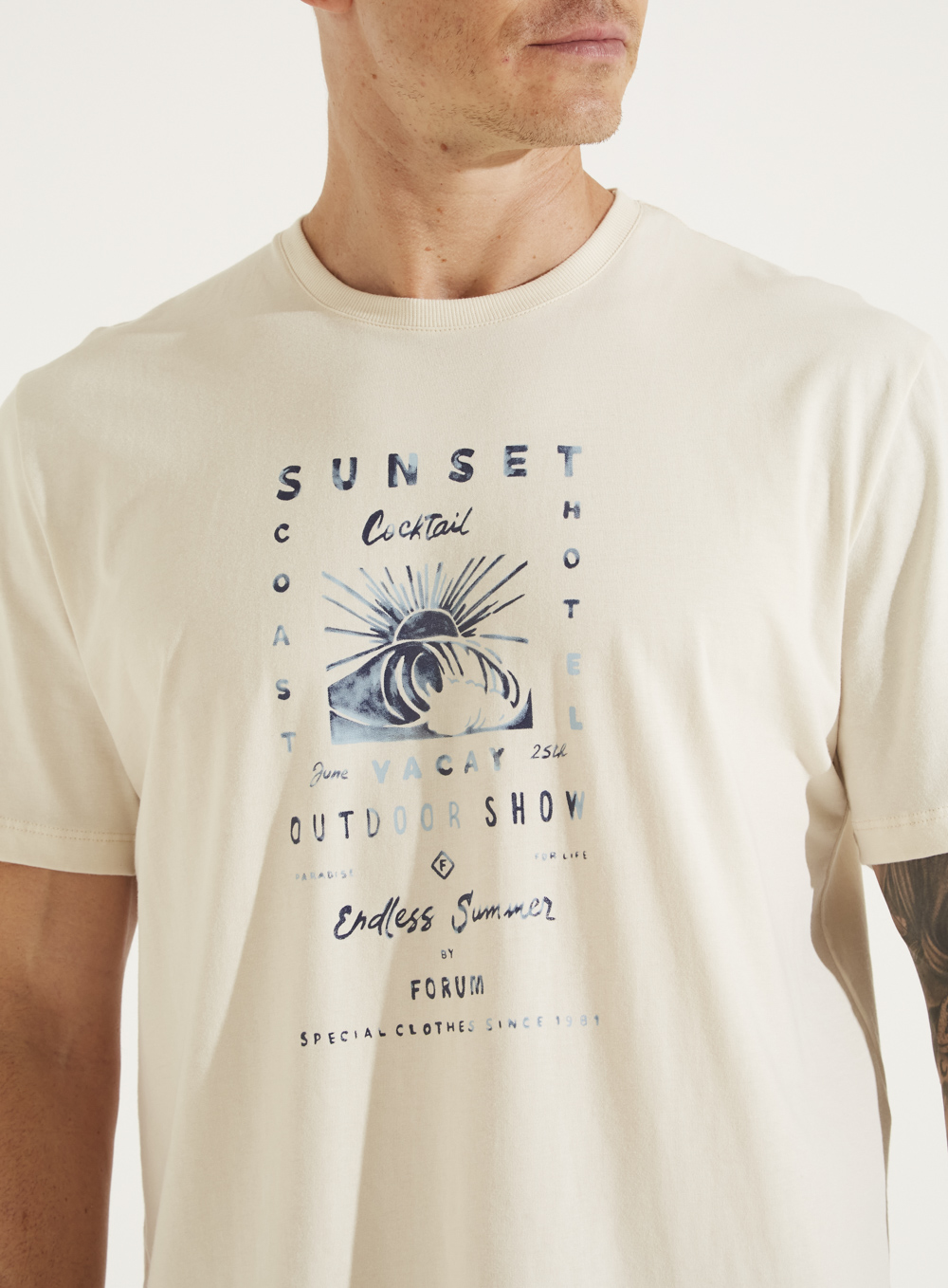 CAMISETA FORUM GG BEGE INCENSE