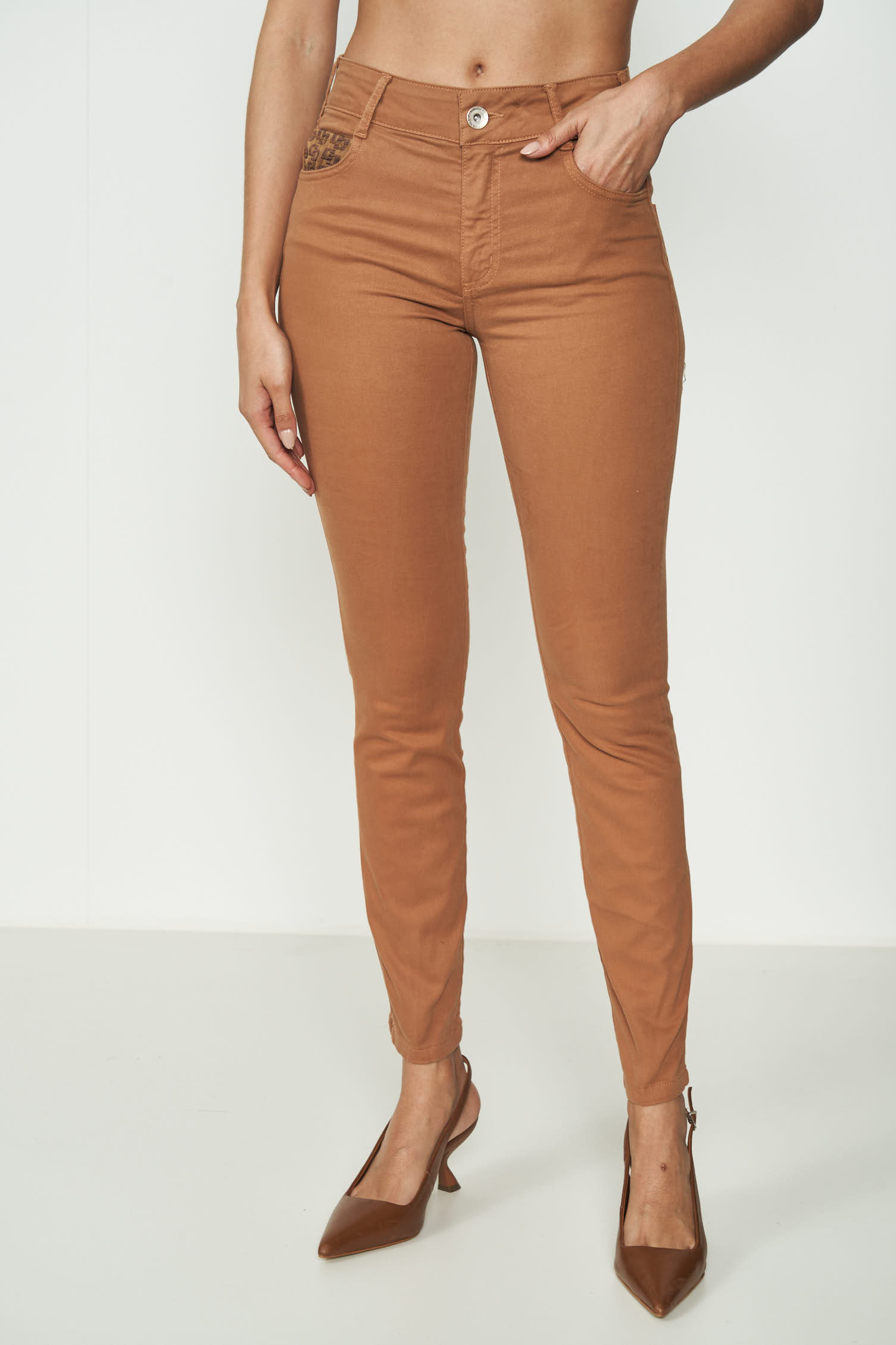 CALÇA SARJA BIA 34 PRETO