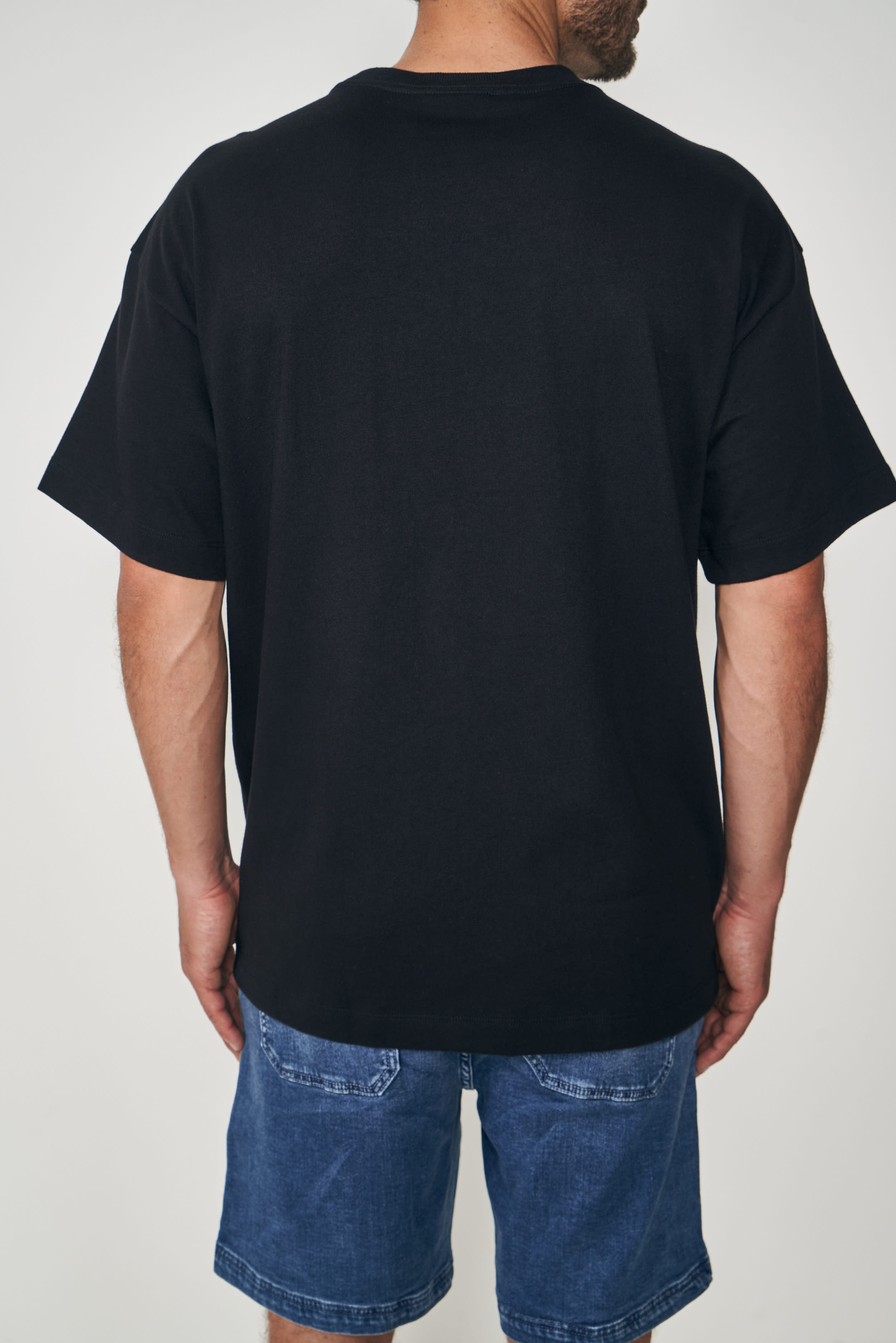 CAMISETA COM BOLSO M PRETO