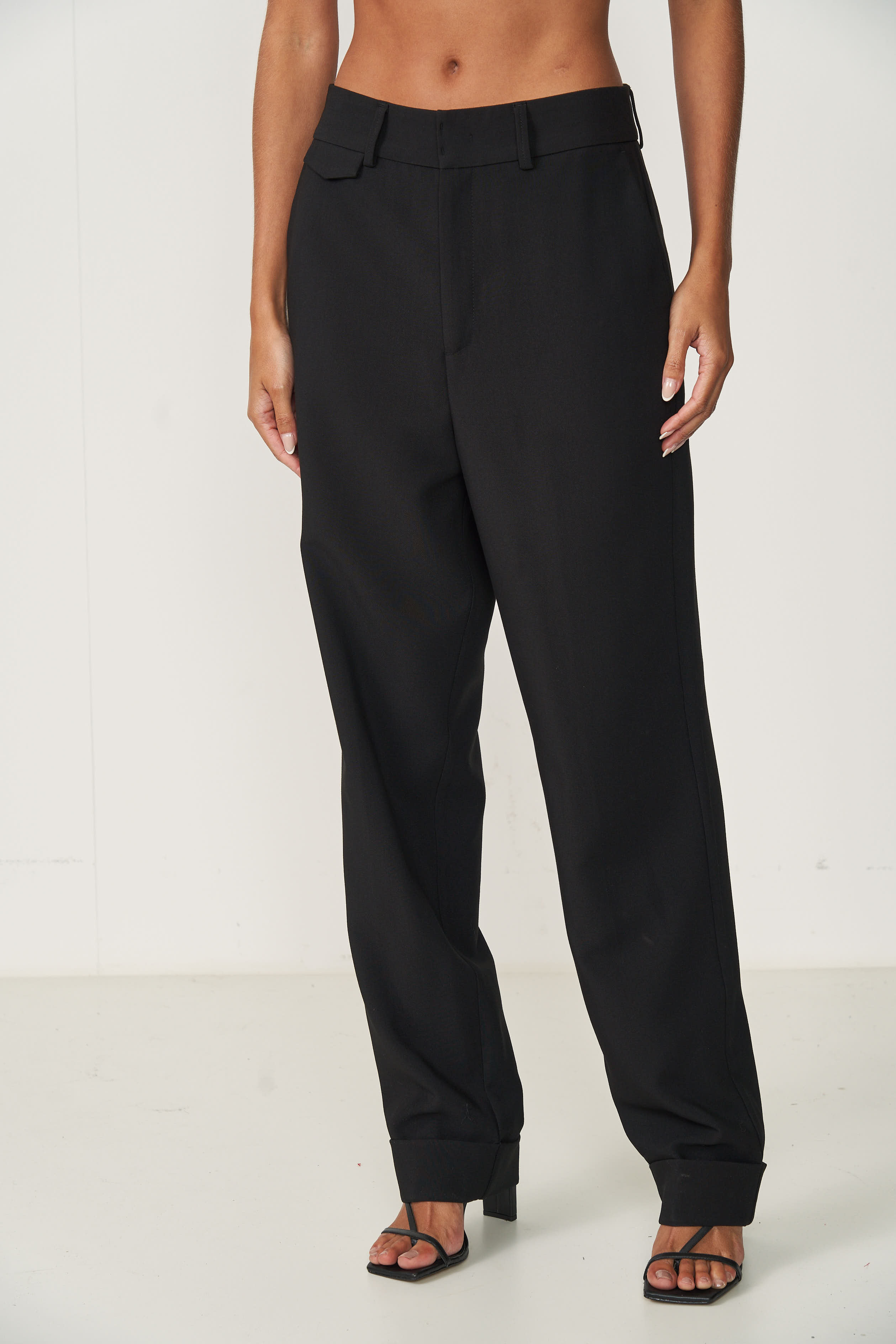 CALCA COLCCI 36 PRETO