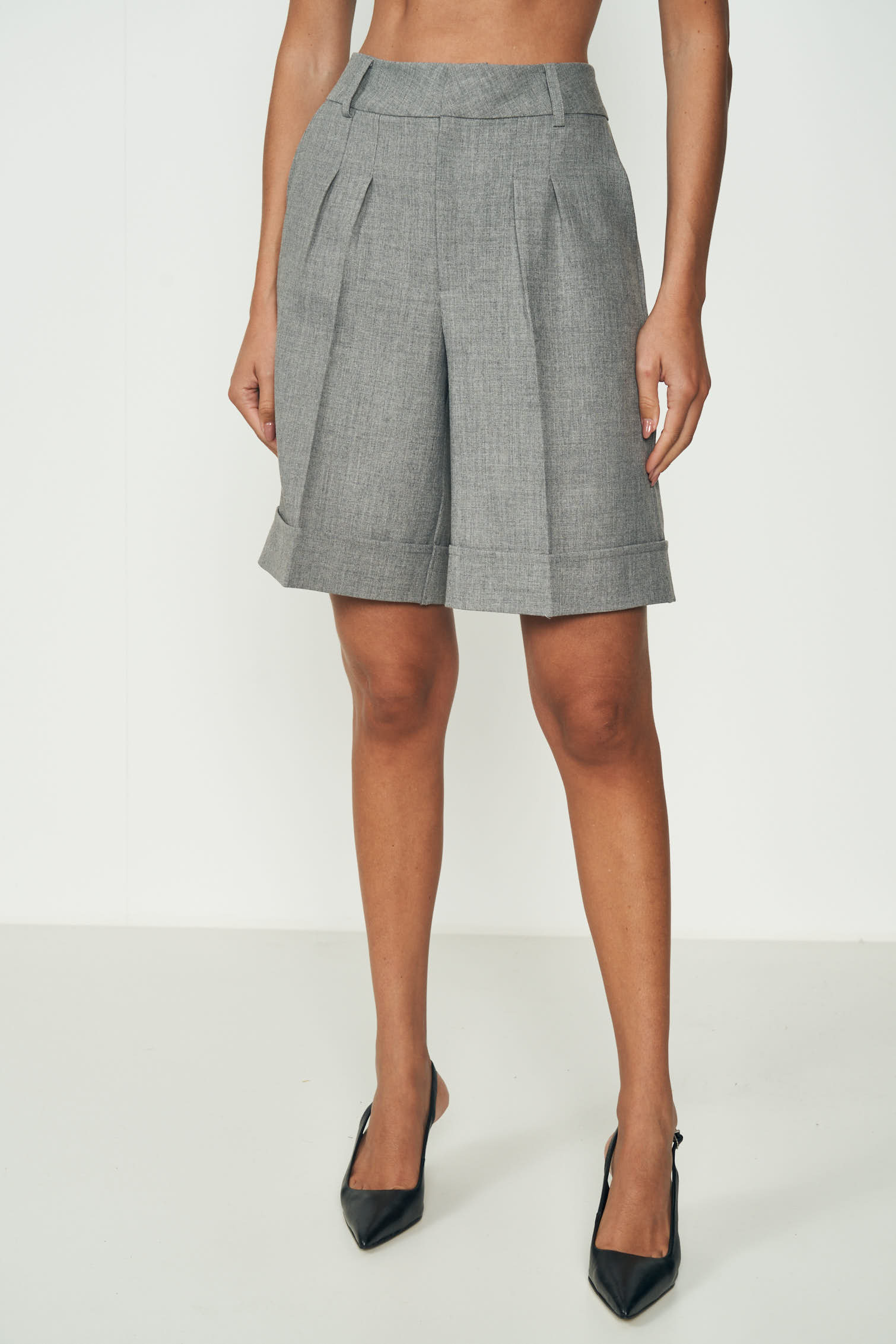 BERMUDA COLCCI 40 CINZA ALITA