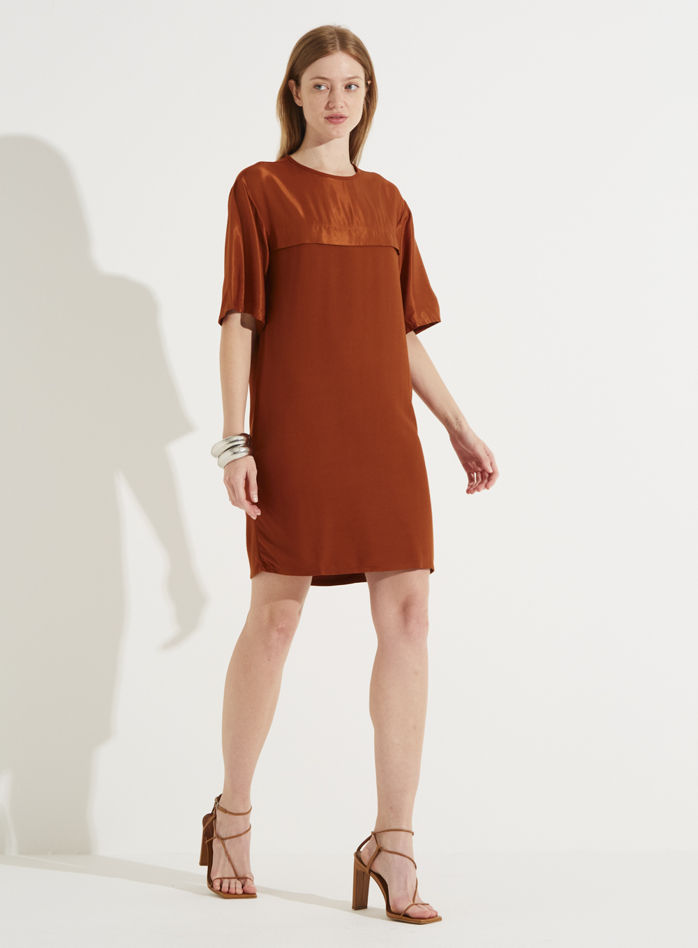 VESTIDO FORUM P MARROM ZEUS