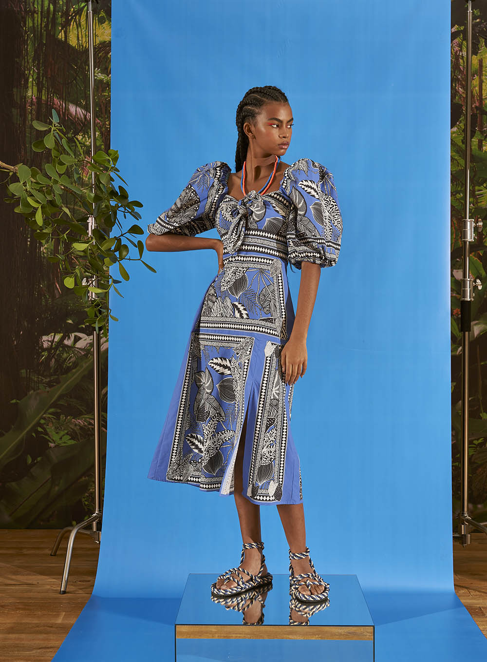 VESTIDO MIDI ESTAMPADO 36 JARDIM ÓPTIC.II