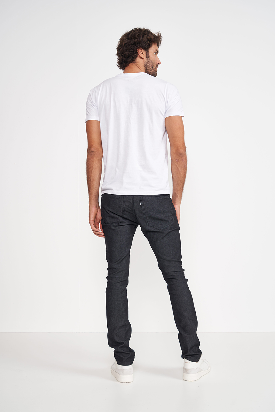 CALÇA JEANS FELIPE SKINNY 40 IND.PRETO