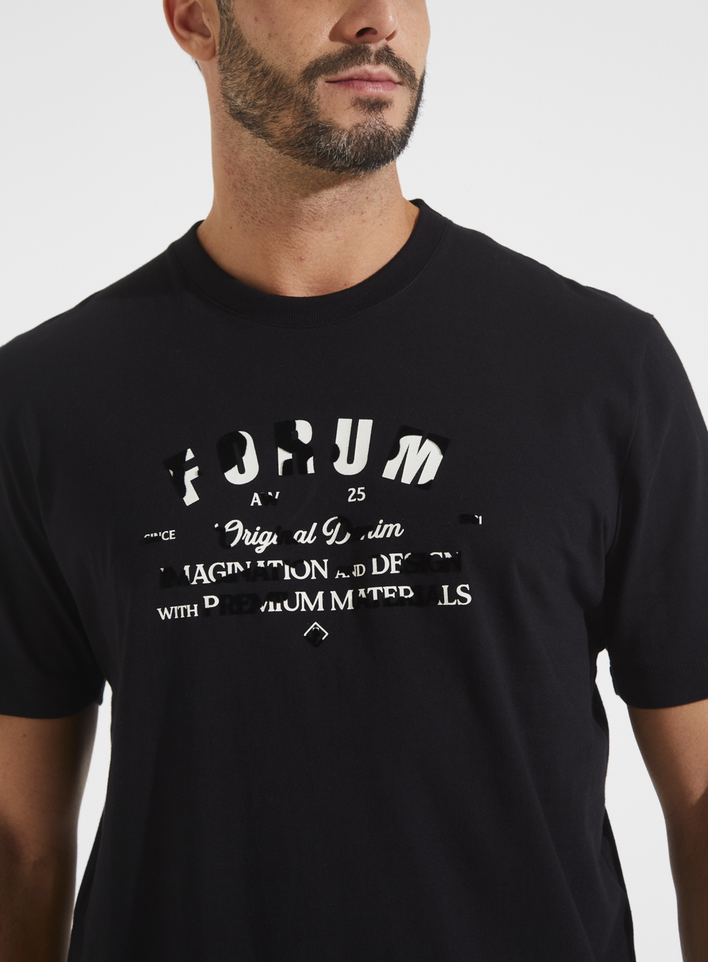 CAMISETA FORUM M PRETO