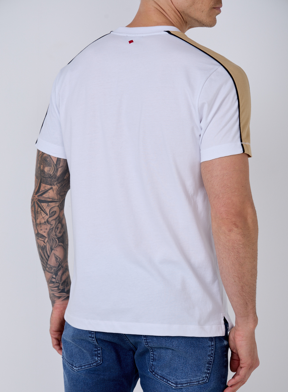 CAMISETA FORUM M BRANCO
