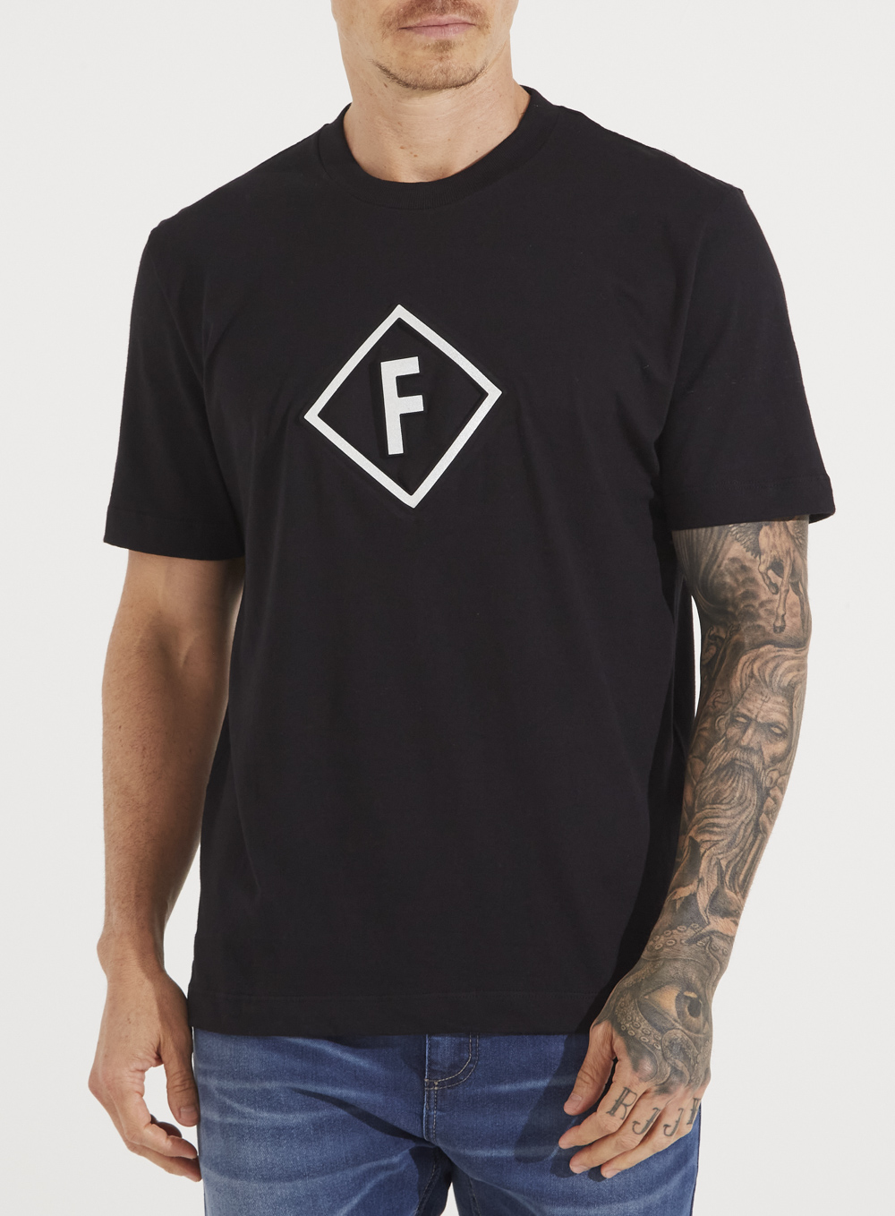 CAMISETA FORUM M PRETO
