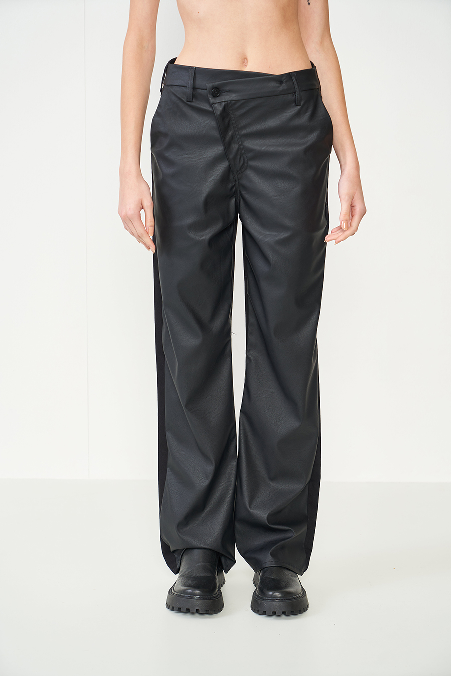 CALÇA COLCCI 44 PRETO