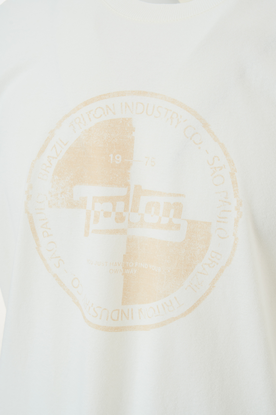 CAMISETA TRITON M OFF SHELL