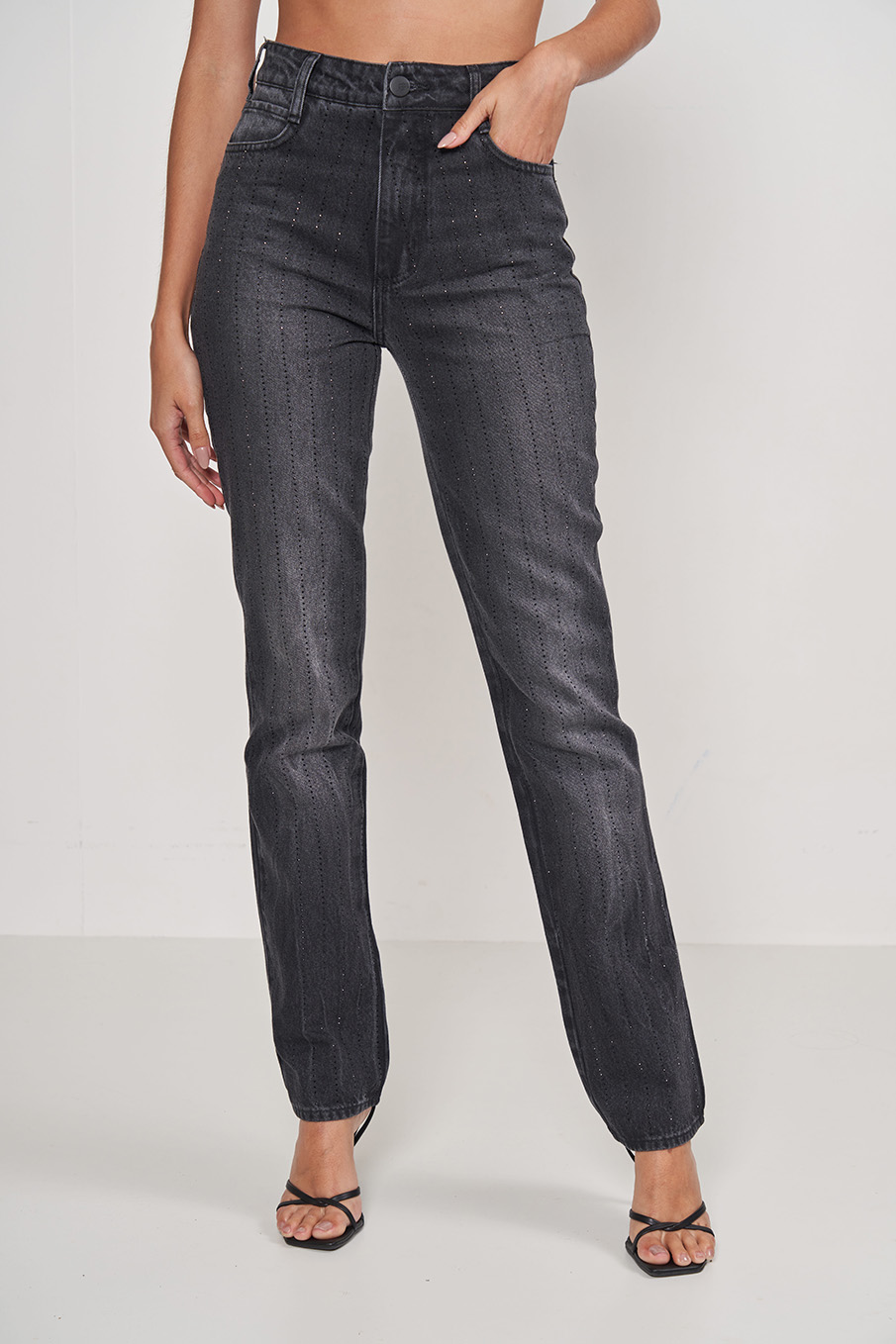 CALÇA JEANS KENDALL COM APLICAÇÃO 34 IND.PRETO