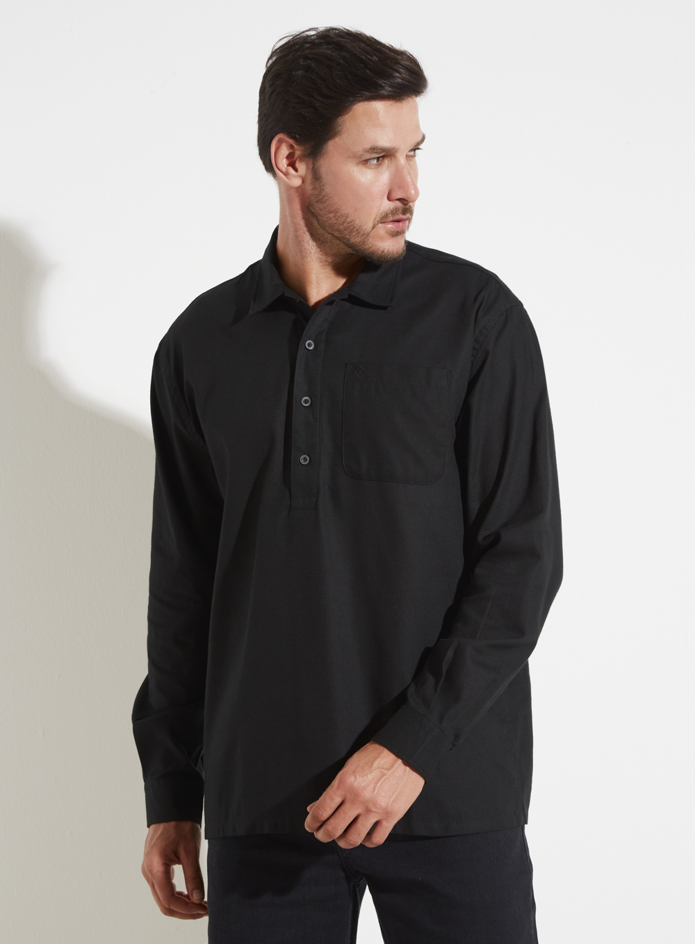 CAMISA LINHO CHELSEA M PRETO