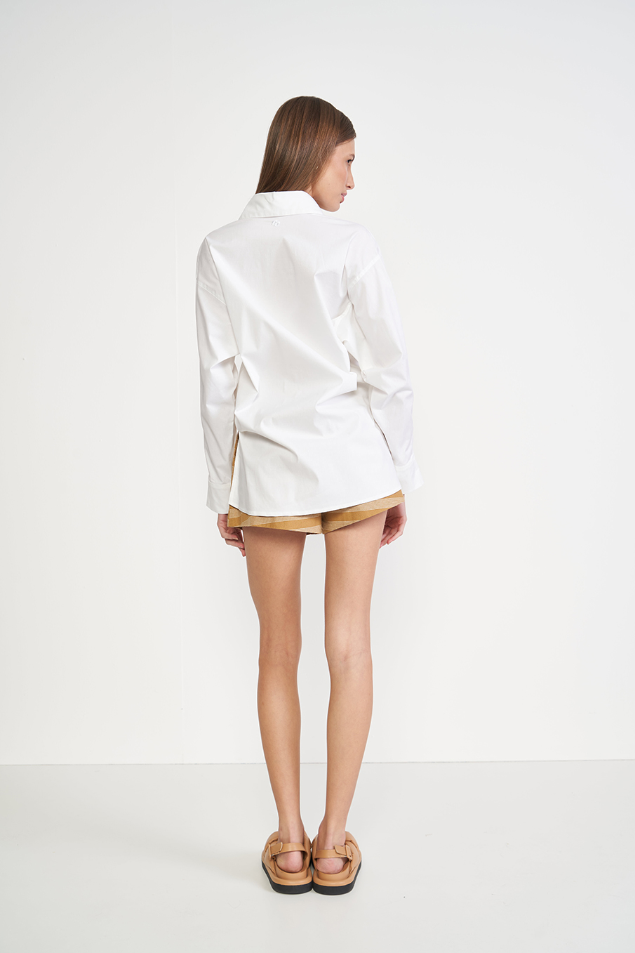 SHORT LISTRADO 40 BEGE/OFF