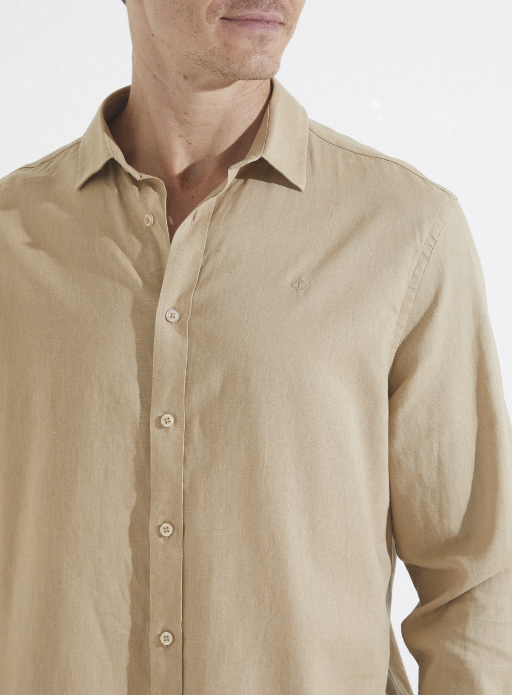 CAMISA LINHO RELAX P BEGE INCENSE