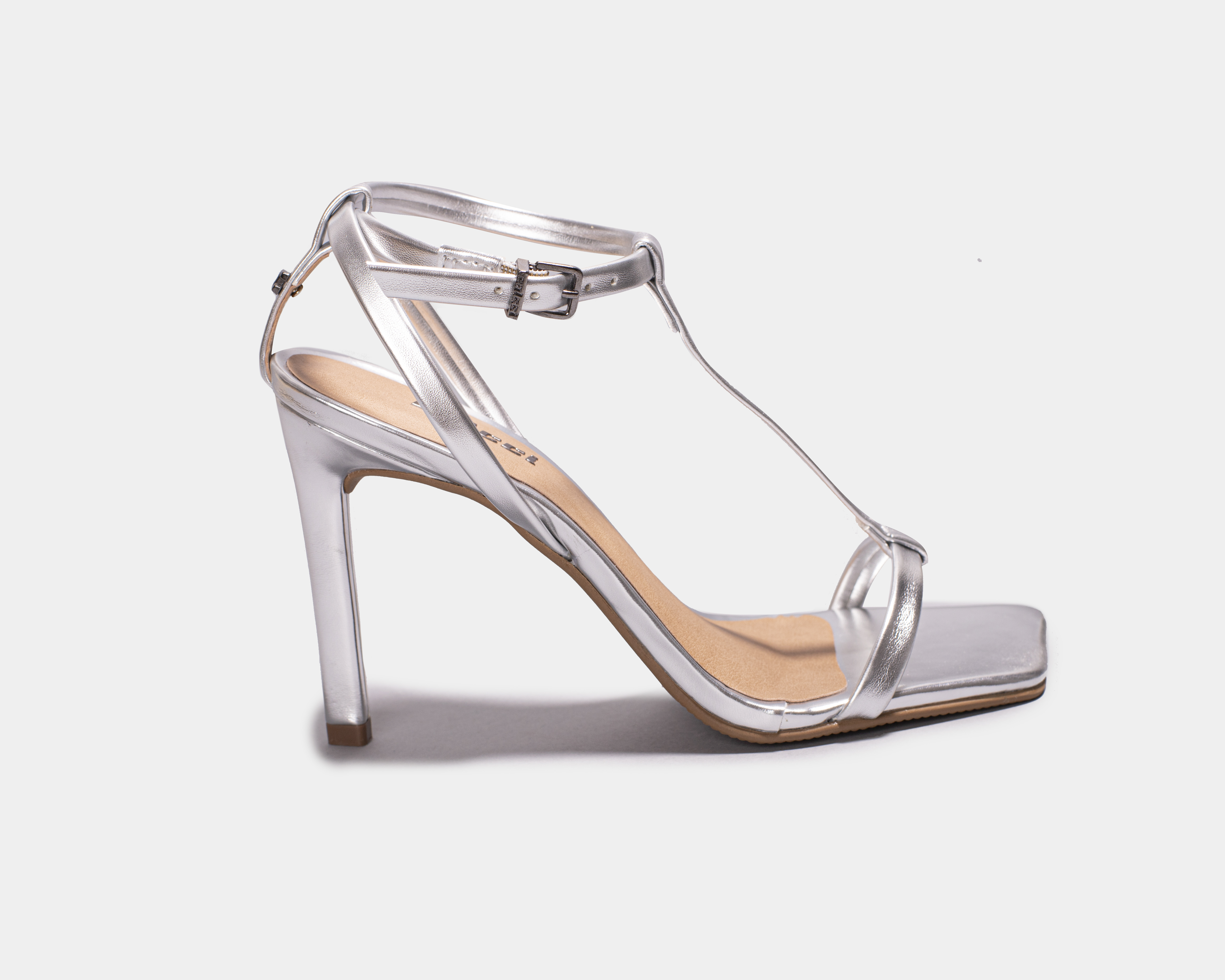 SANDÁLIA FEM COLCCI SALTO ALTO TALITA 37 PRATA