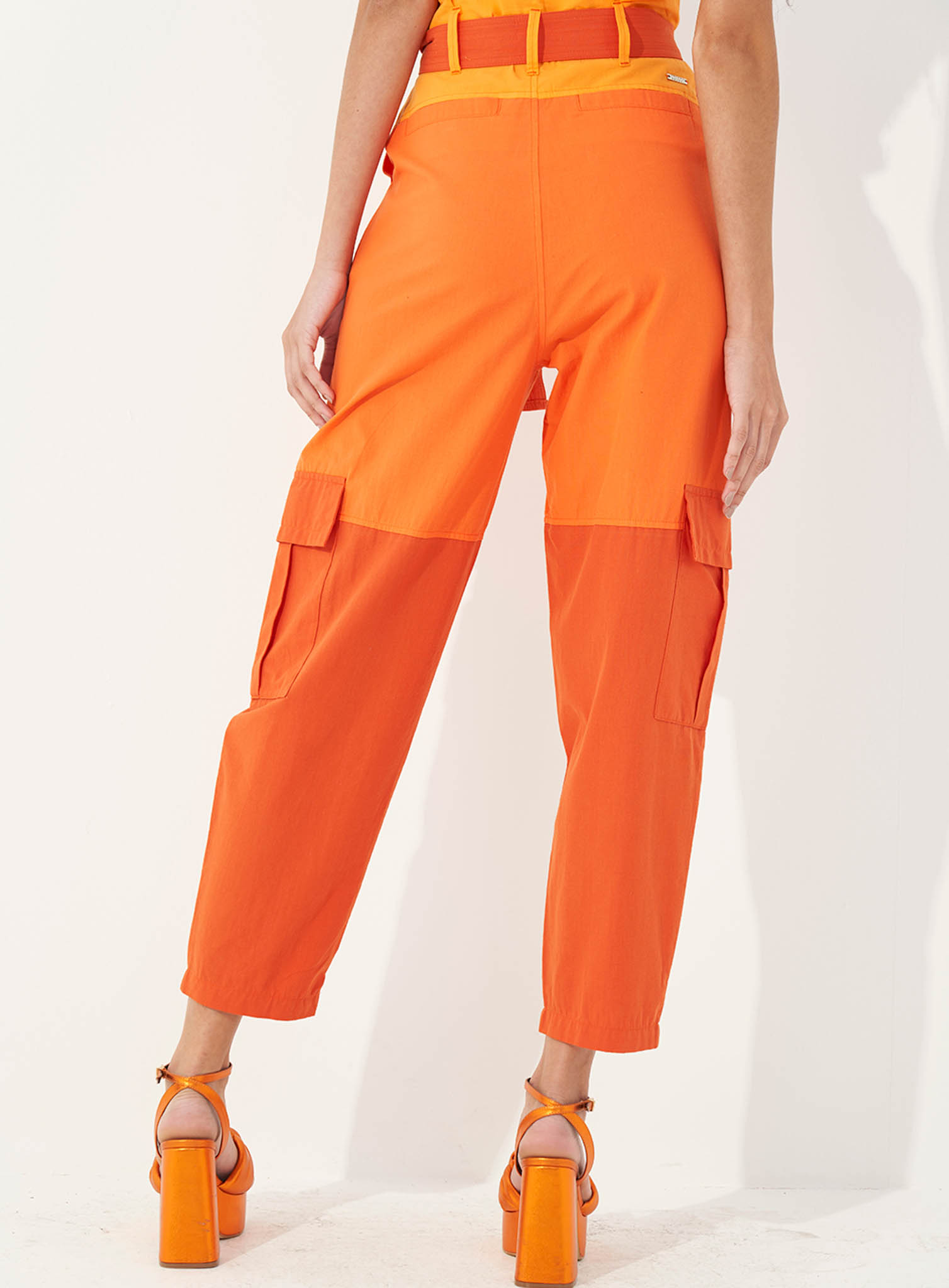 CALÇA COLCCI 40 LARANJA