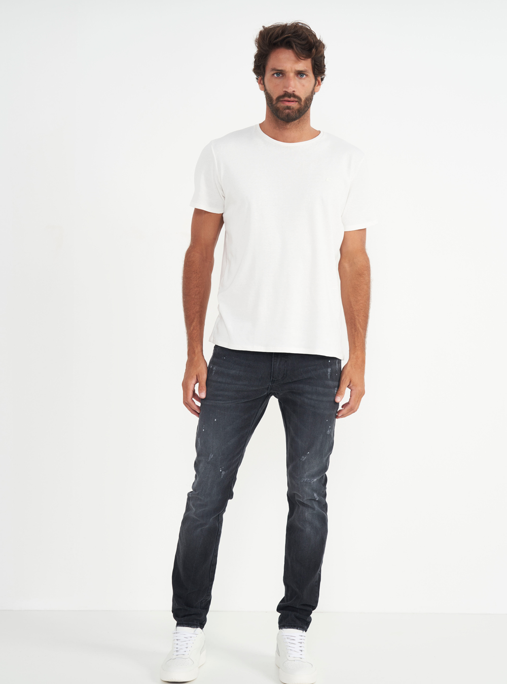 CALÇA JEANS FELIPE SKINNY 42 IND.PRETO