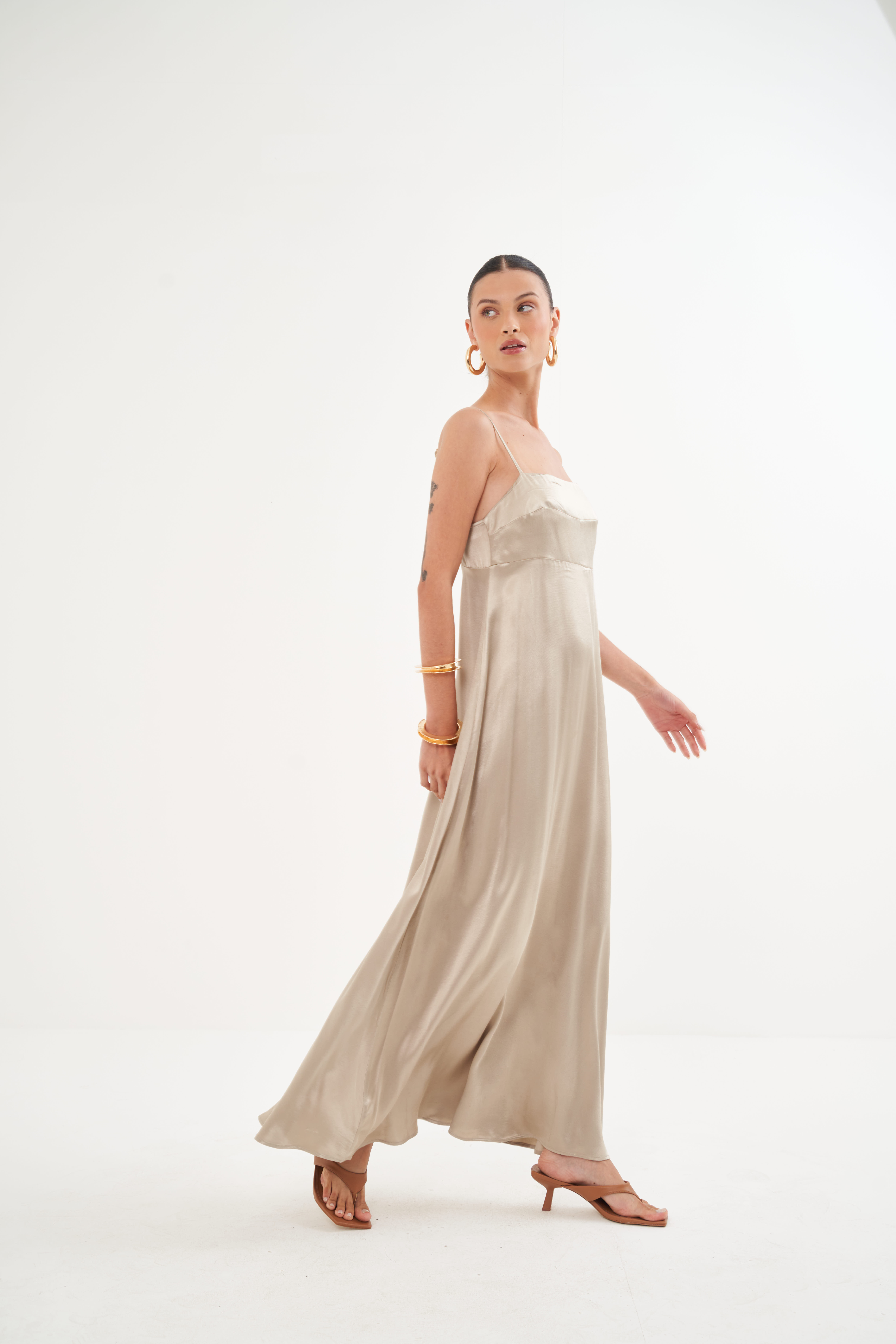 VESTIDO COLCCI M BEGE BISQUET
