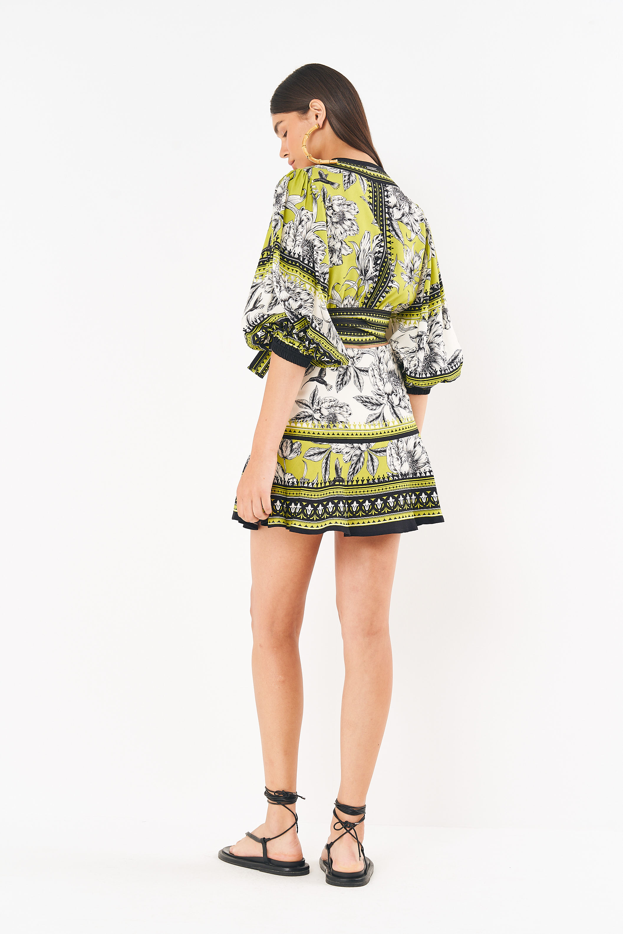 BLUSA LINHO ESTAMPADO M BEIJA FLORES II