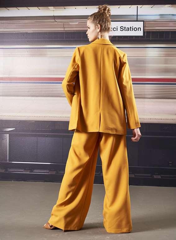 CALCA PANTALONA 44 AMARELO PAPIRO