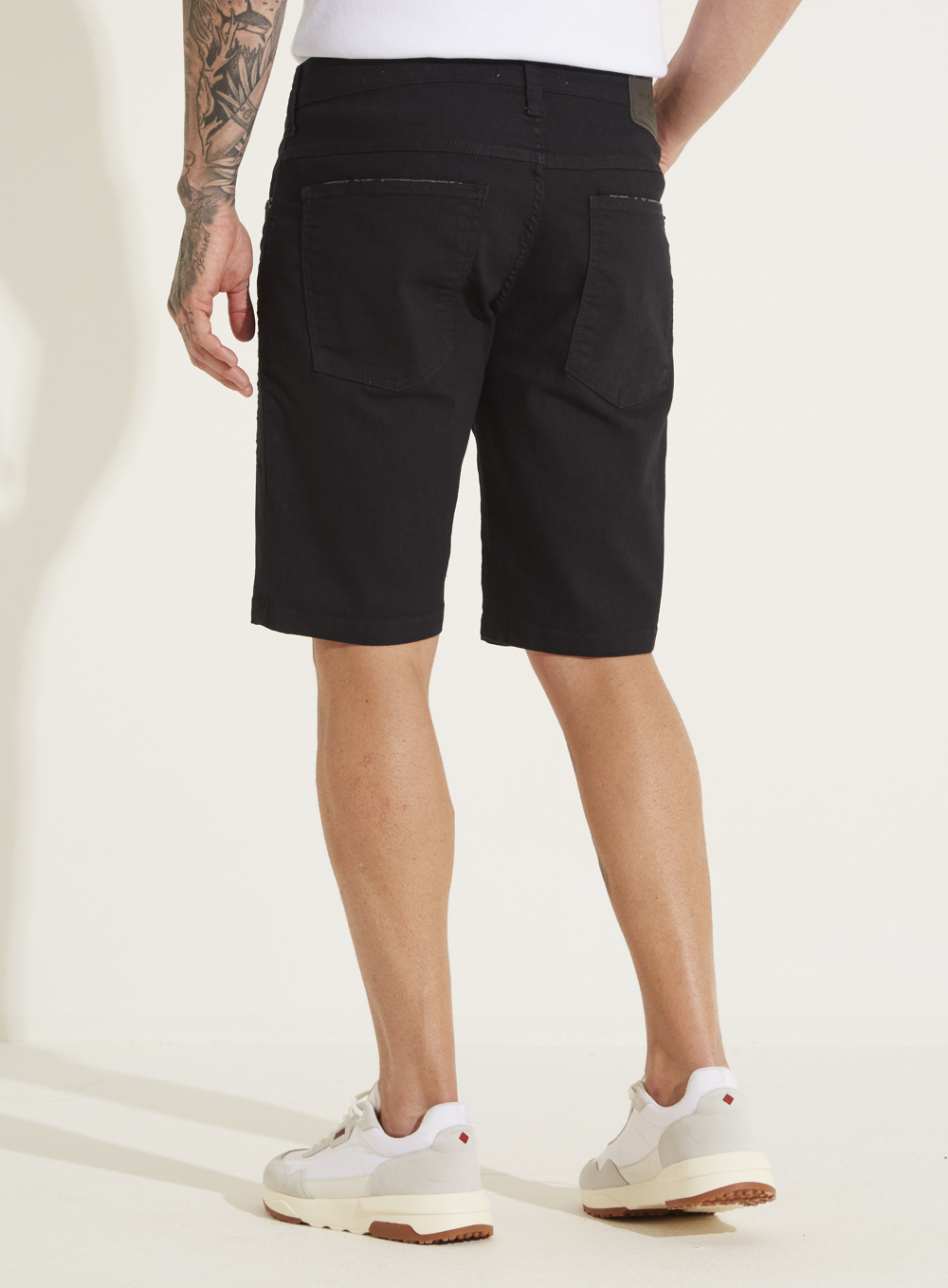 BERMUDA JEANS PAUL SLIM 40 IND.PRETO