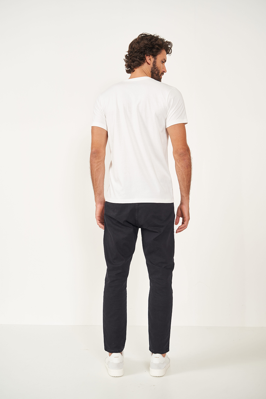 CALÇA SARJA RETA 44 BRANCO