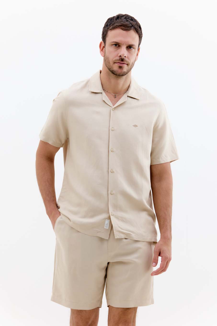 CAMISA LINHO REGULAR M BEGE DAISY