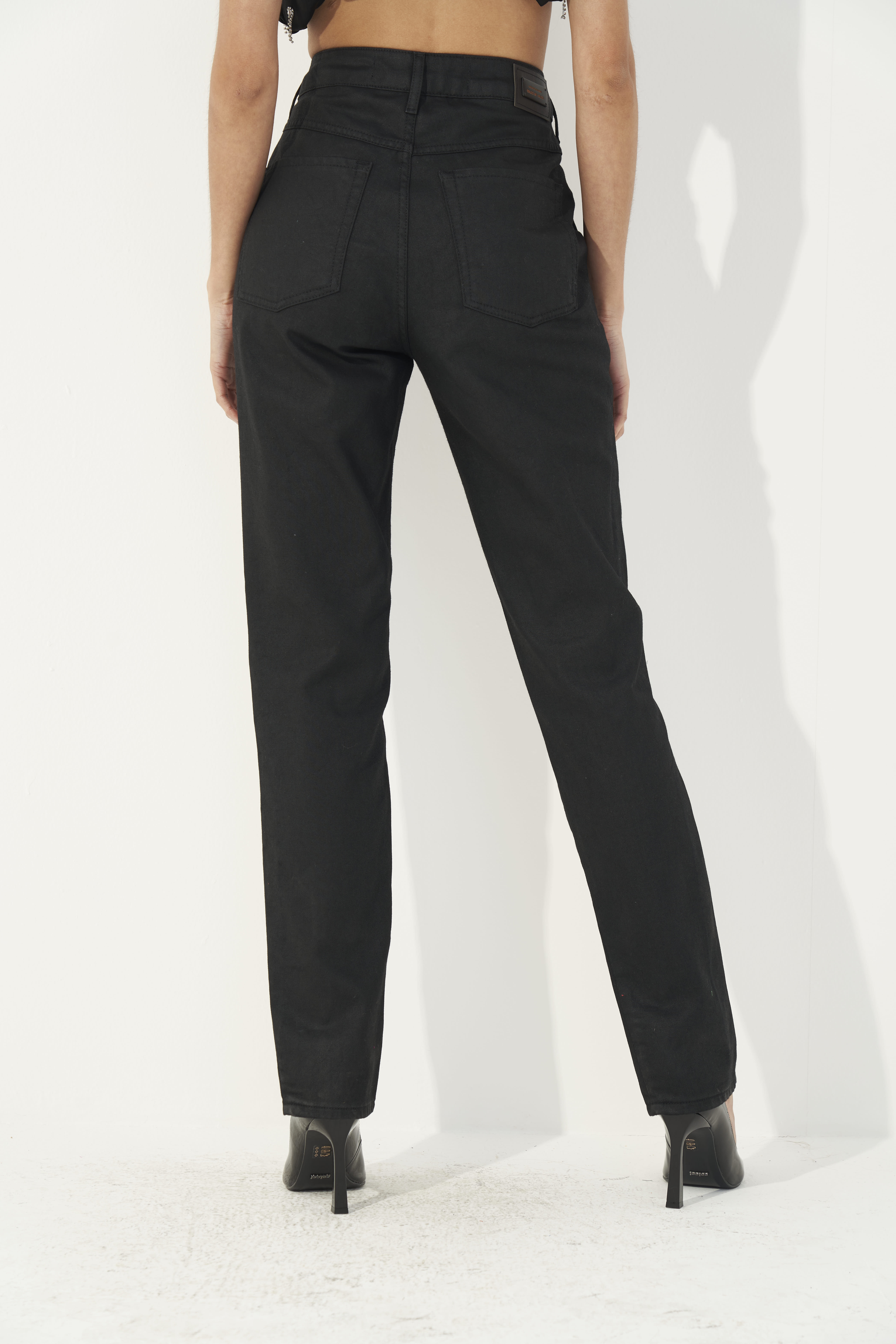 CALÇA SARJA BRUNA RESINADA 38 PRETO