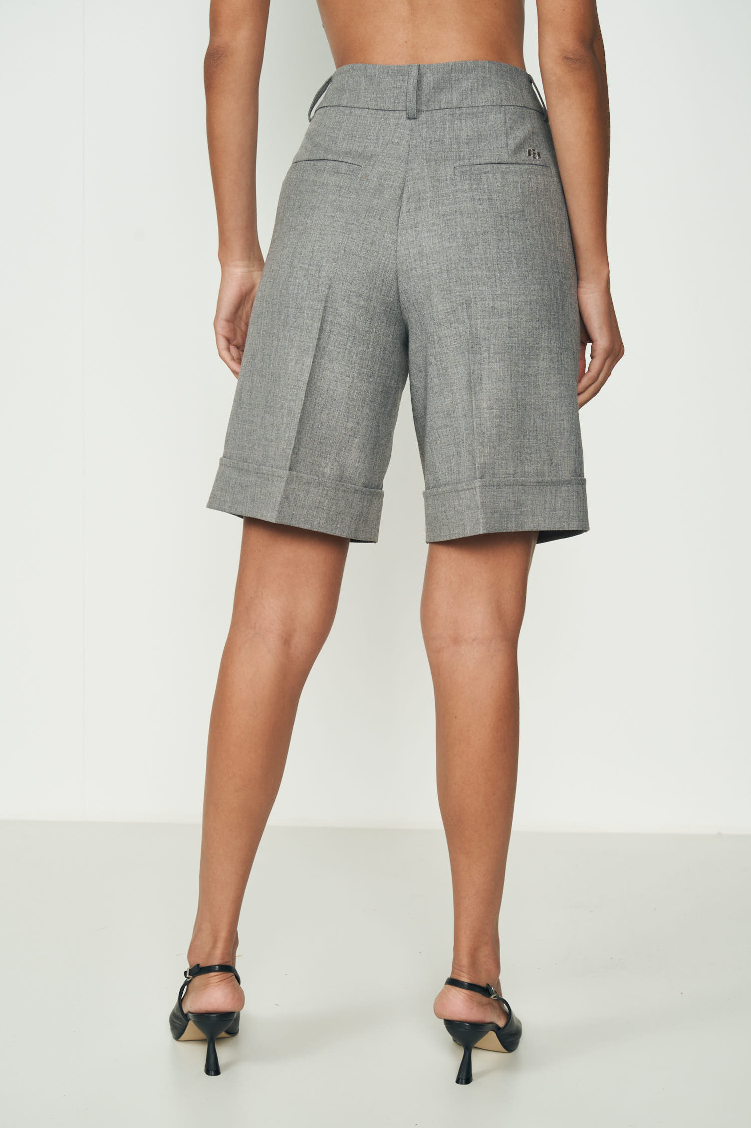 BERMUDA COLCCI 40 CINZA ALITA
