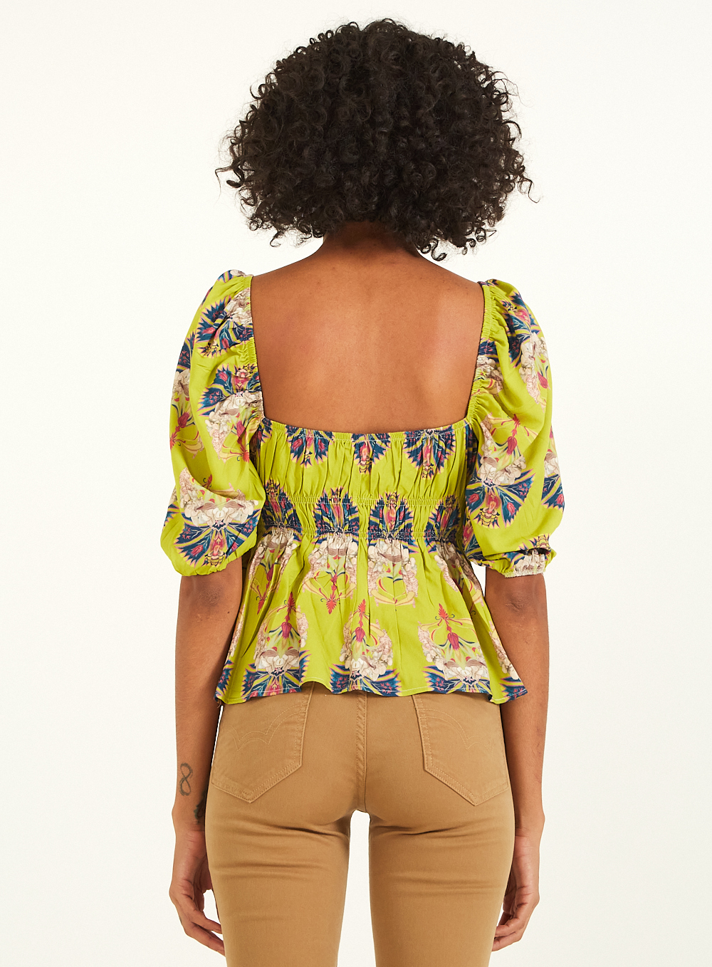 BLUSA ESTAMPADA G BAILE DE MASCA.
