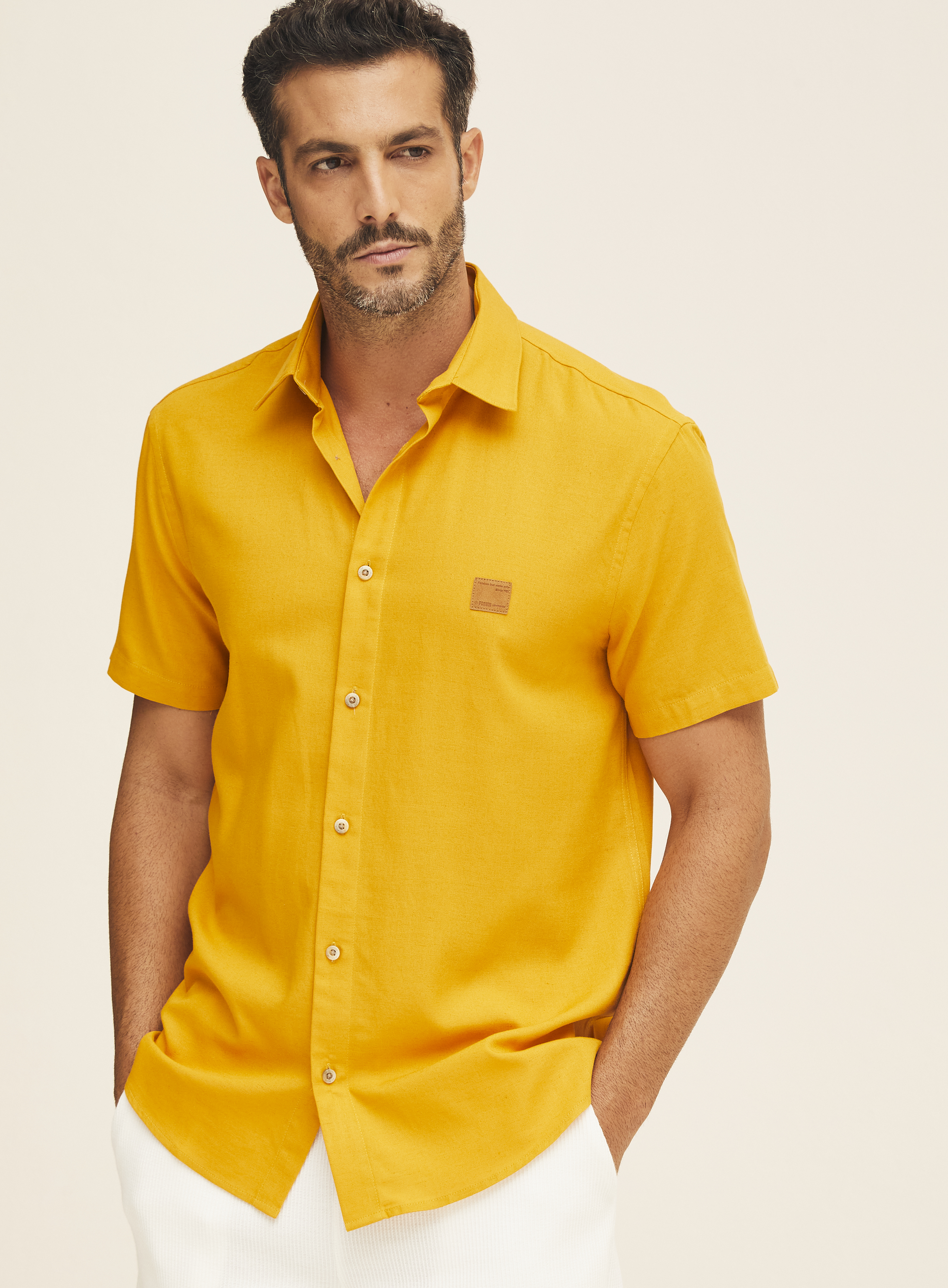 CAMISA  LINHO RELAX P AMARELO LUCKY COIN