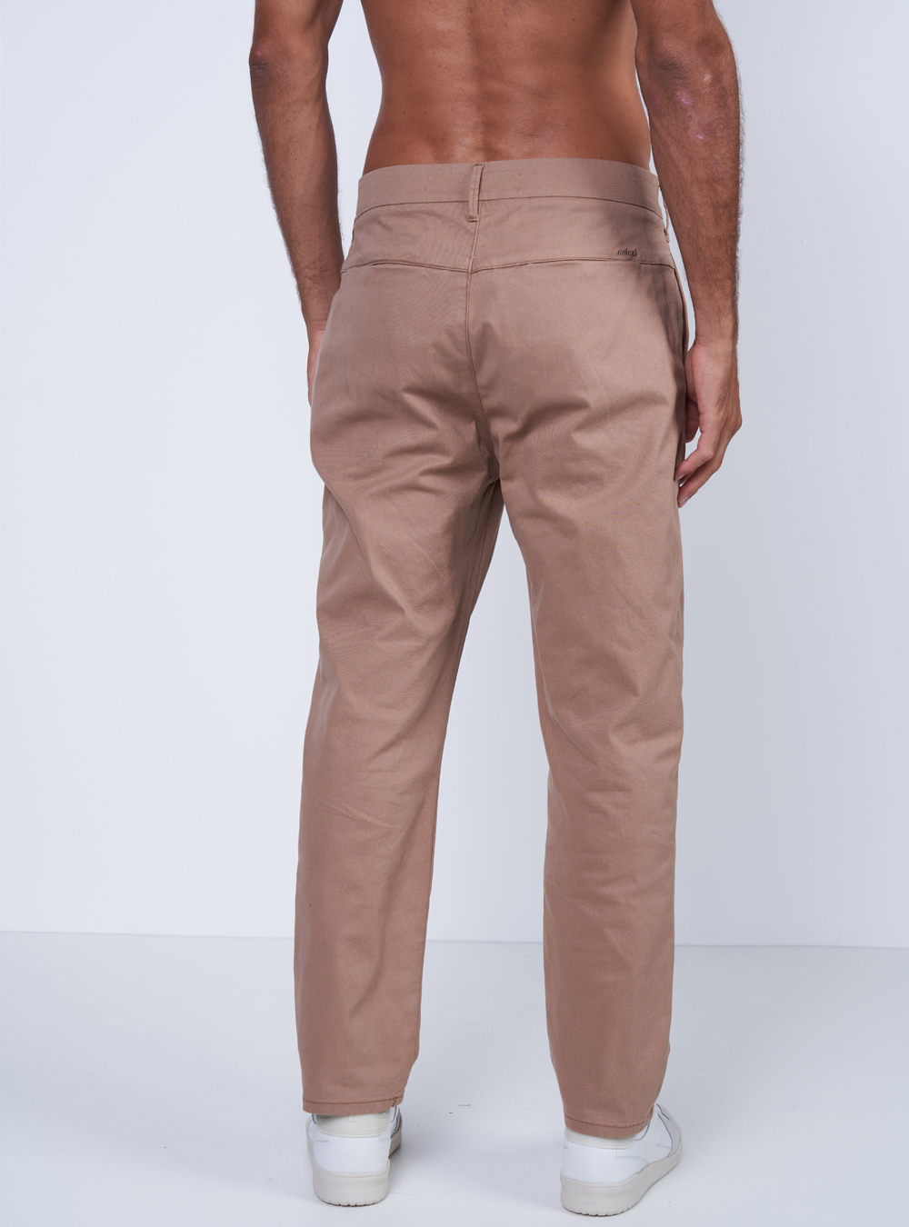 CALÇA SARJA FRED 42 BEGE SAND CASTL