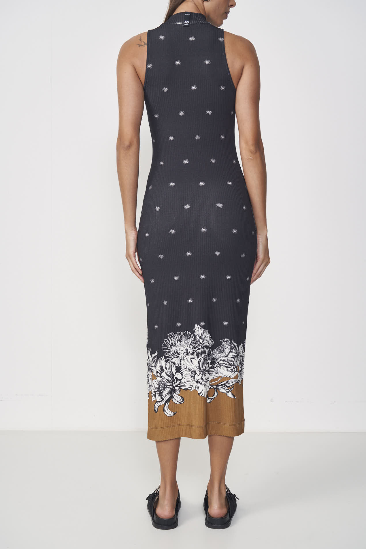 VESTIDO CANELADO ESTAMPADO M TUCANEJO II