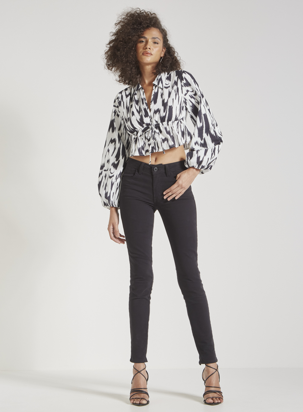 CALÇA SARJA MARISA SKINNY 38 VERMELHO IFE