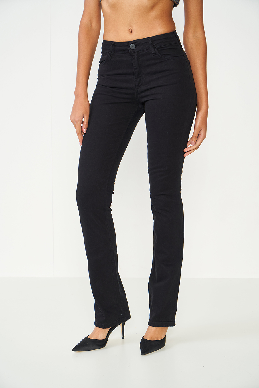 CALÇA SARJA BIA 34 PRETO