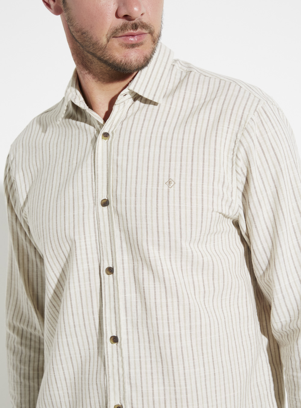 CAMISA LINHO LISTRADA RELAX M LISTRADO