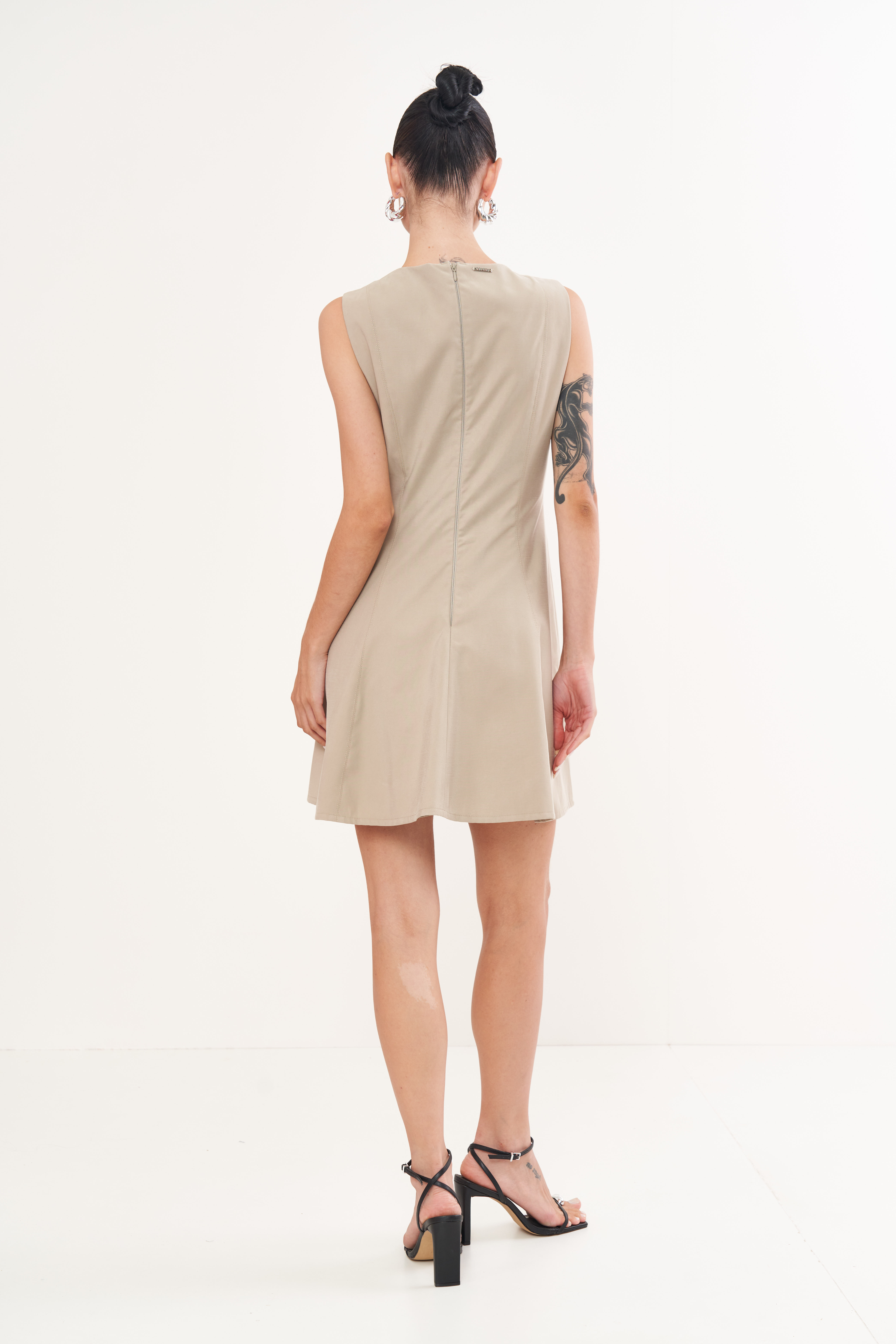 VESTIDO COLCCI G BEGE BISQUET