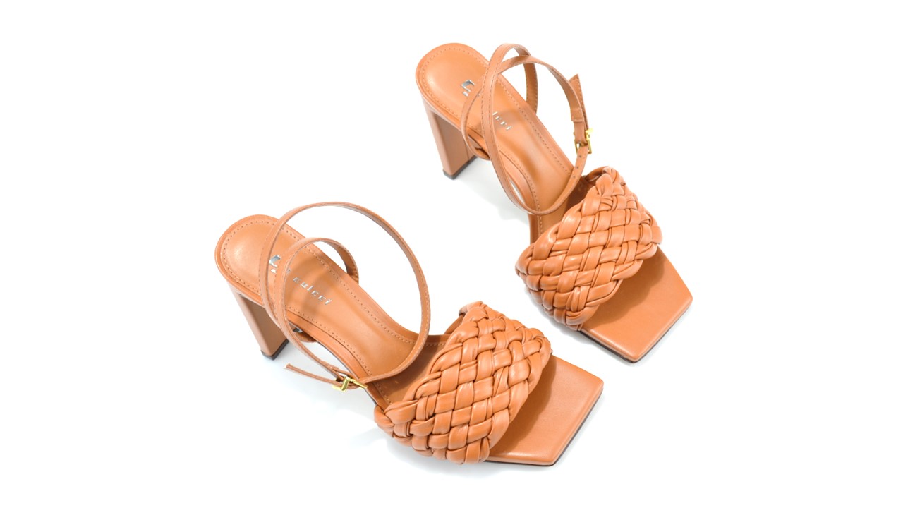 SANDÁLIA COLCCI FEMININA COLCCI 36 OURO LIGHT