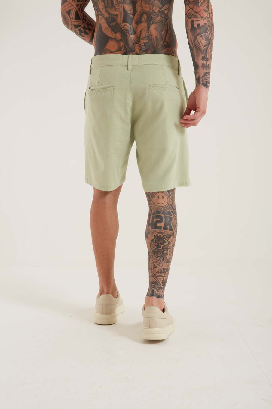 BERMUDA LINHO 42 VERDE AROS